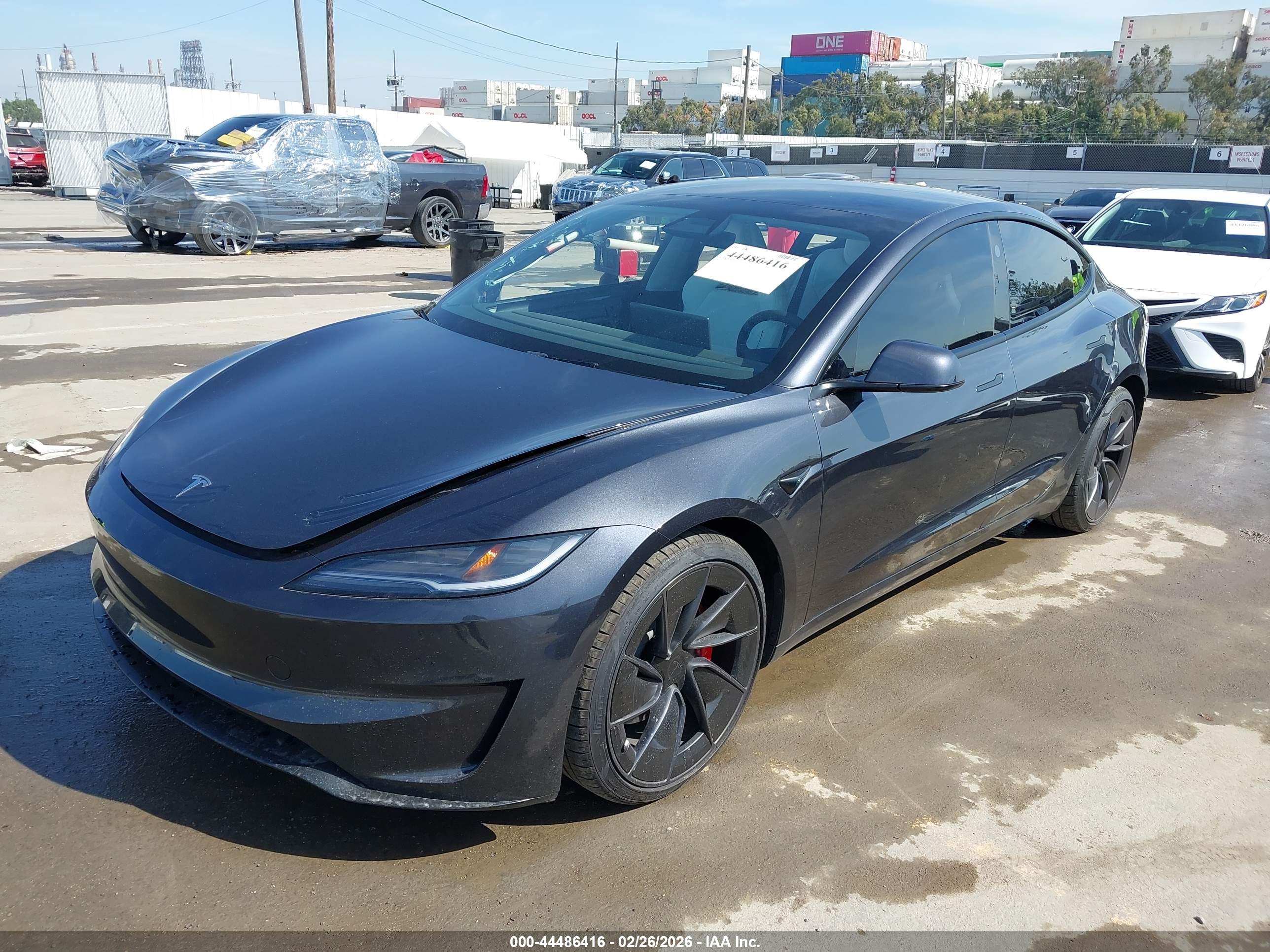 TESLA MODEL image 2