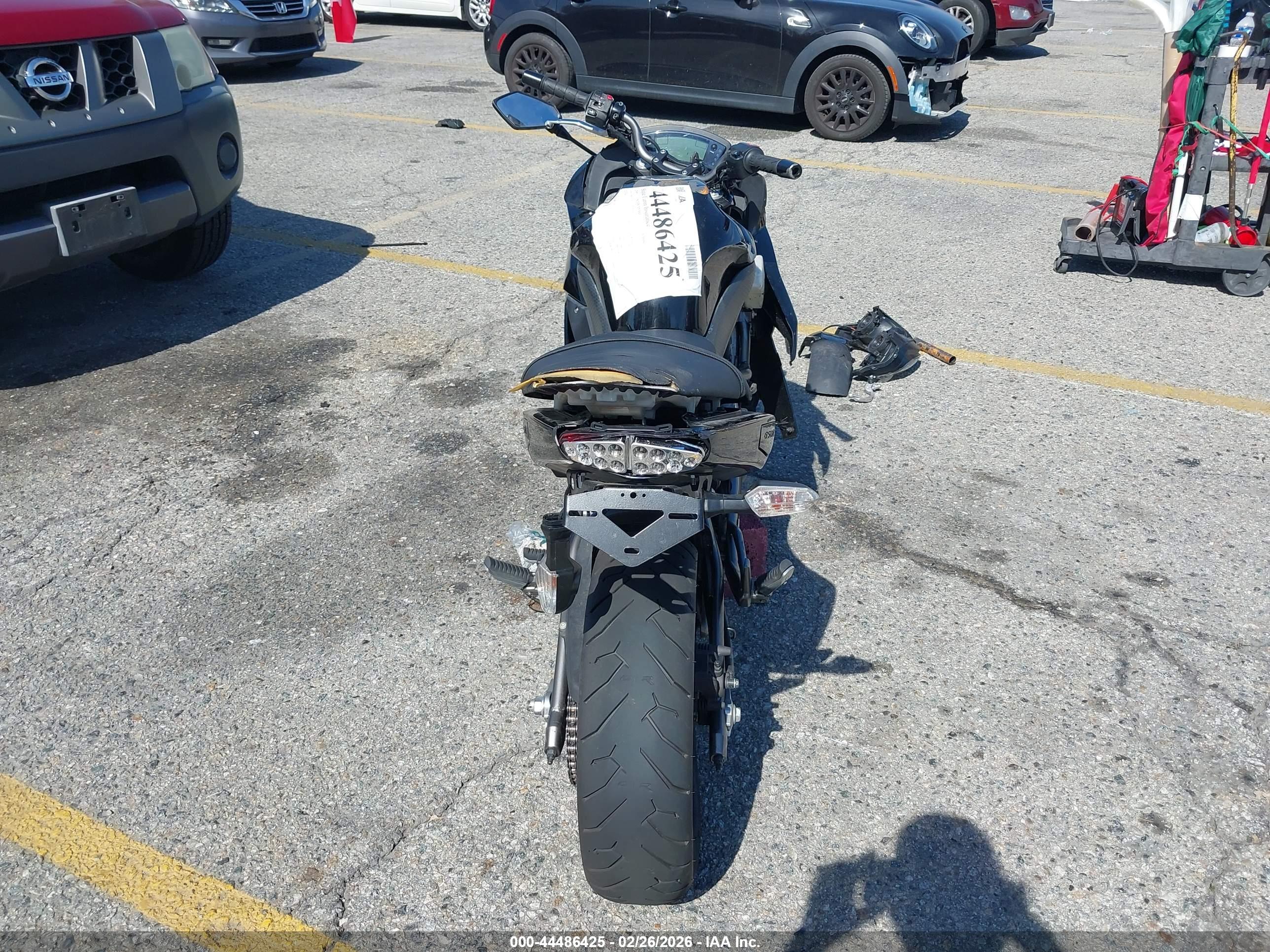 KAWASAKI EX650 image 6
