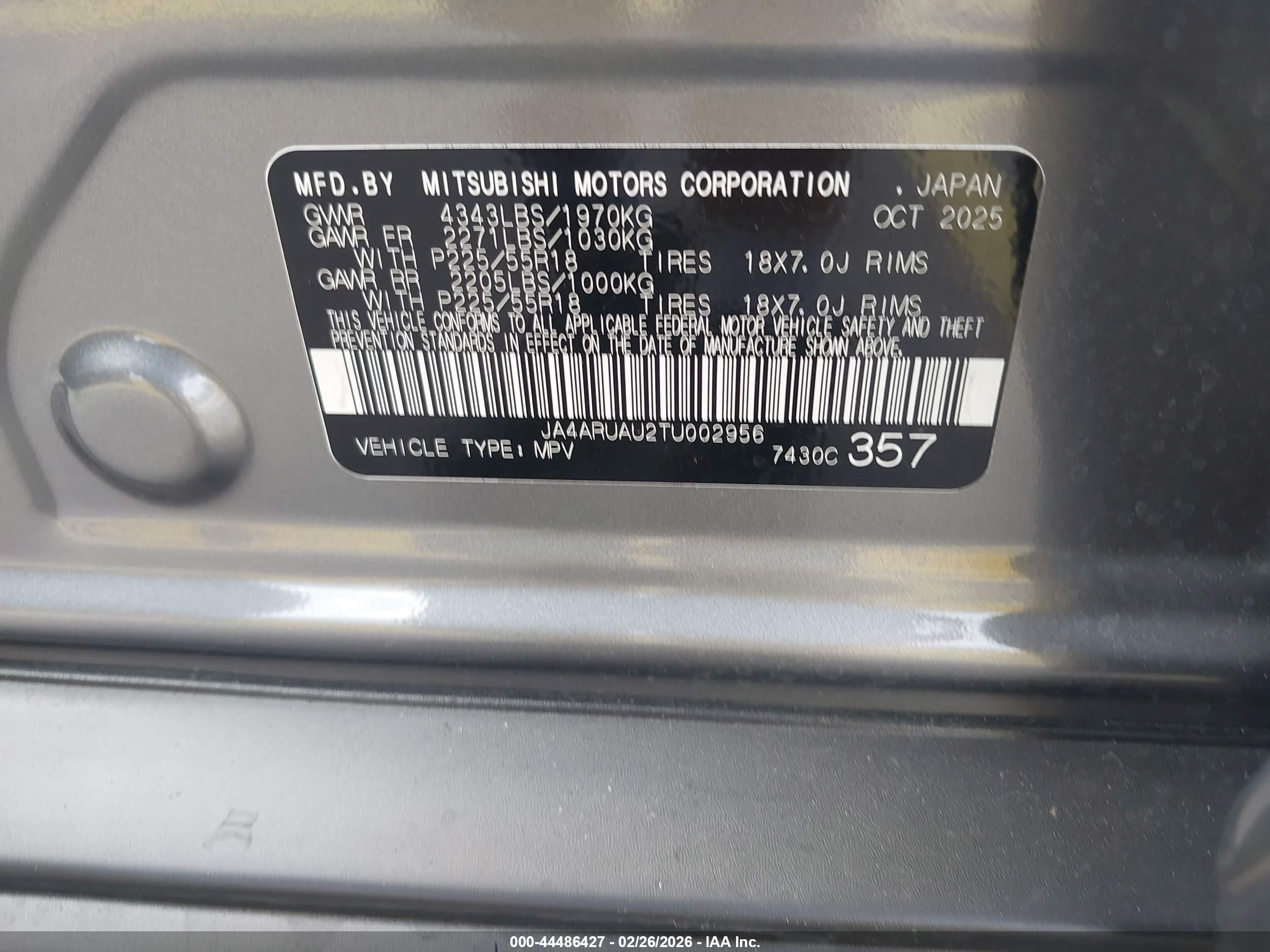 MITSUBISHI OUTLANDER image 9