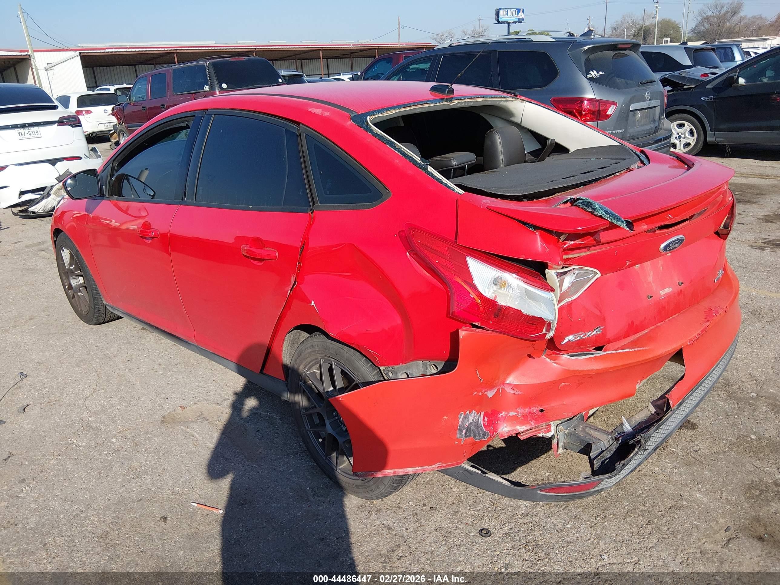 FORD FOCUS image 3