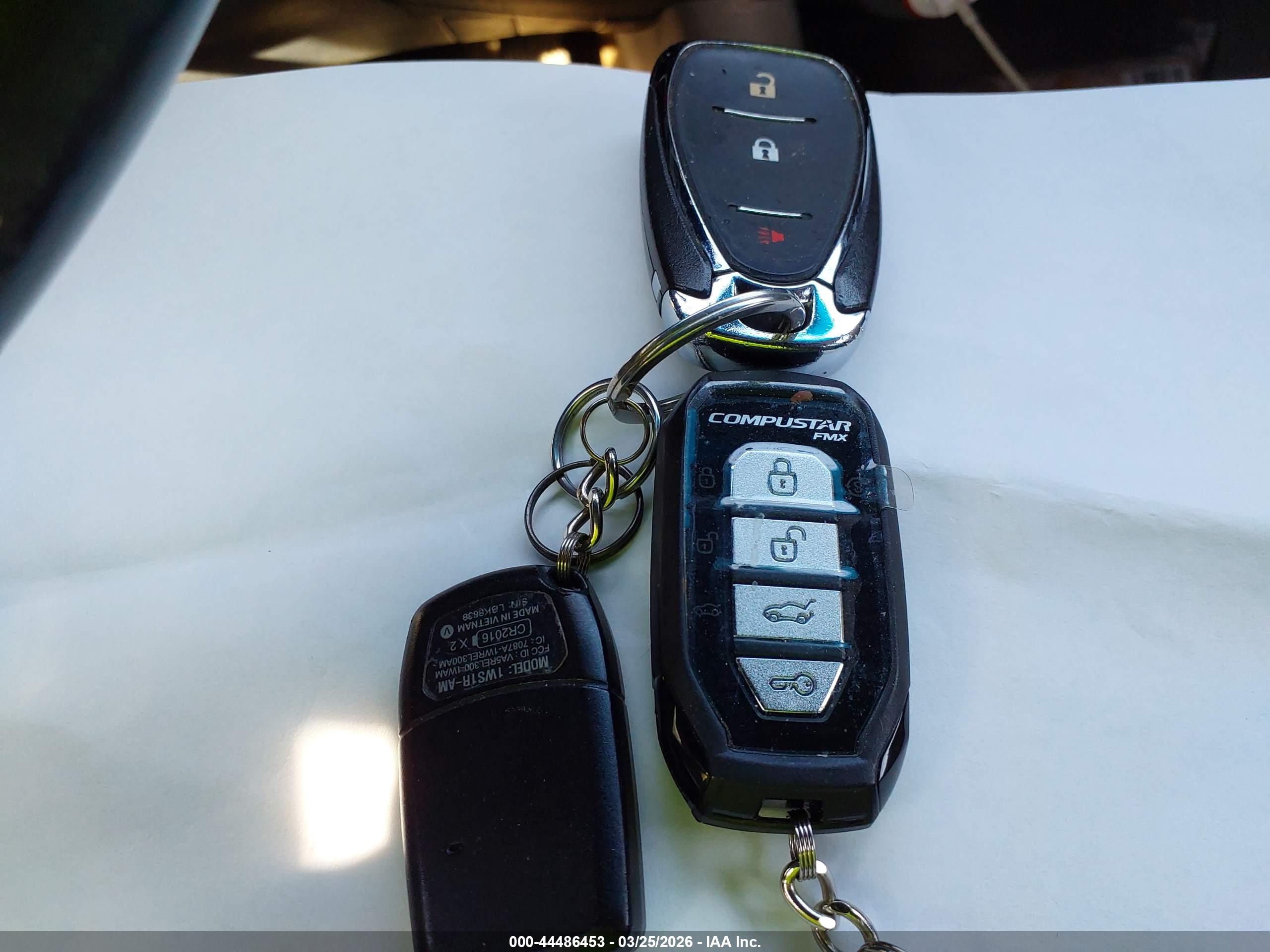 CHEVROLET EQUINOX image 11