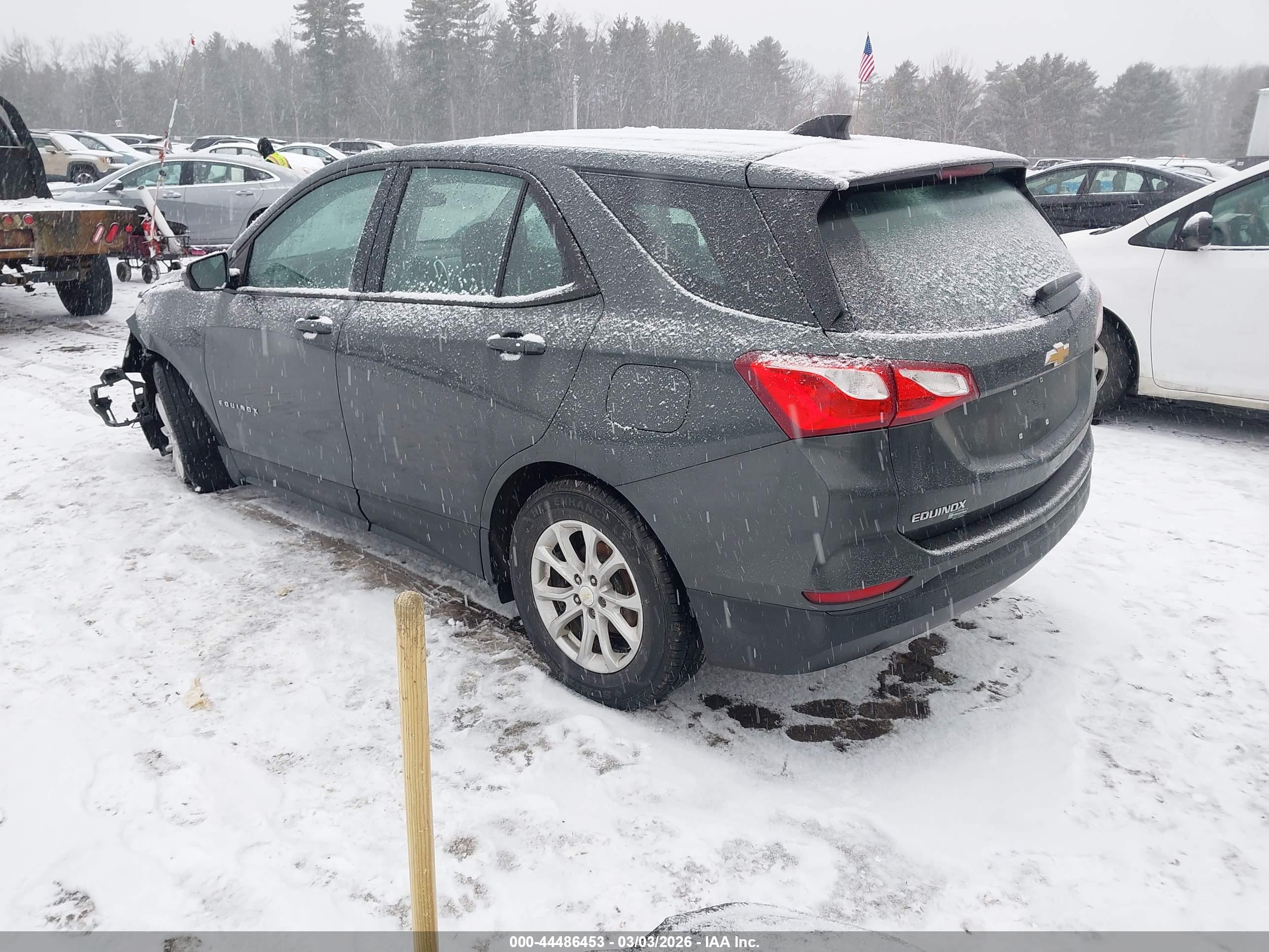 CHEVROLET EQUINOX image 3