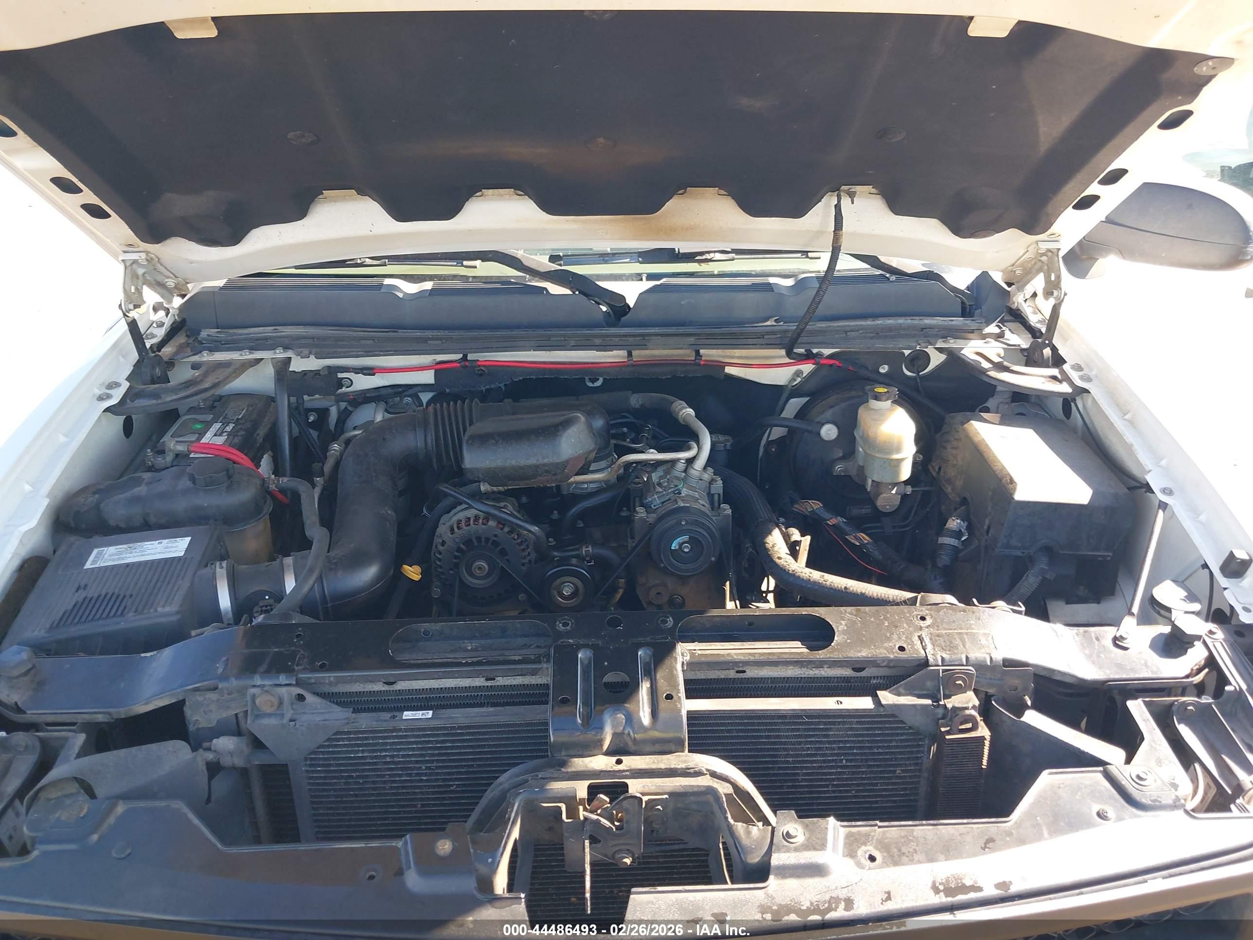 CHEVROLET SILVERADO image 10