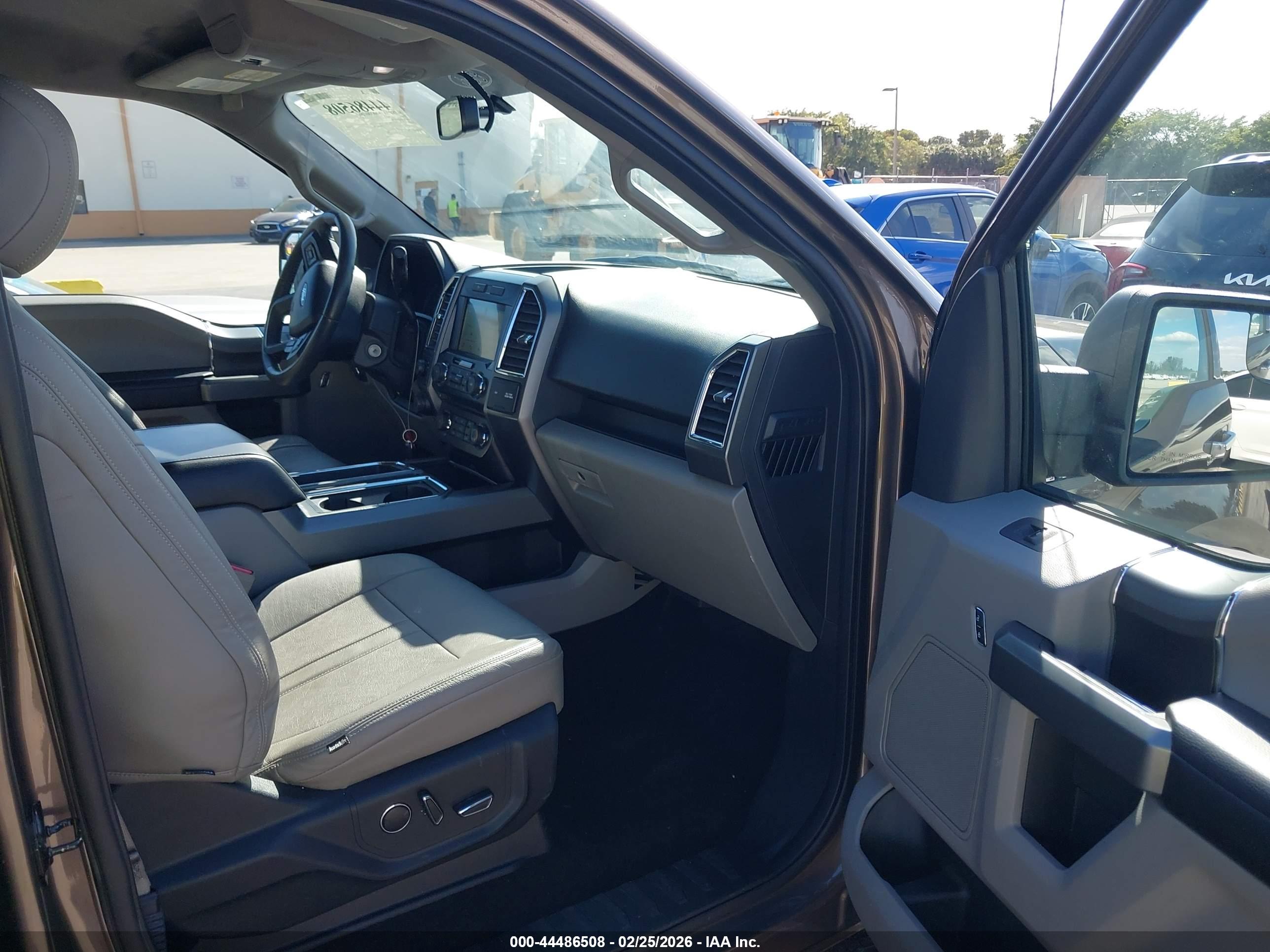 FORD F-150 image 5