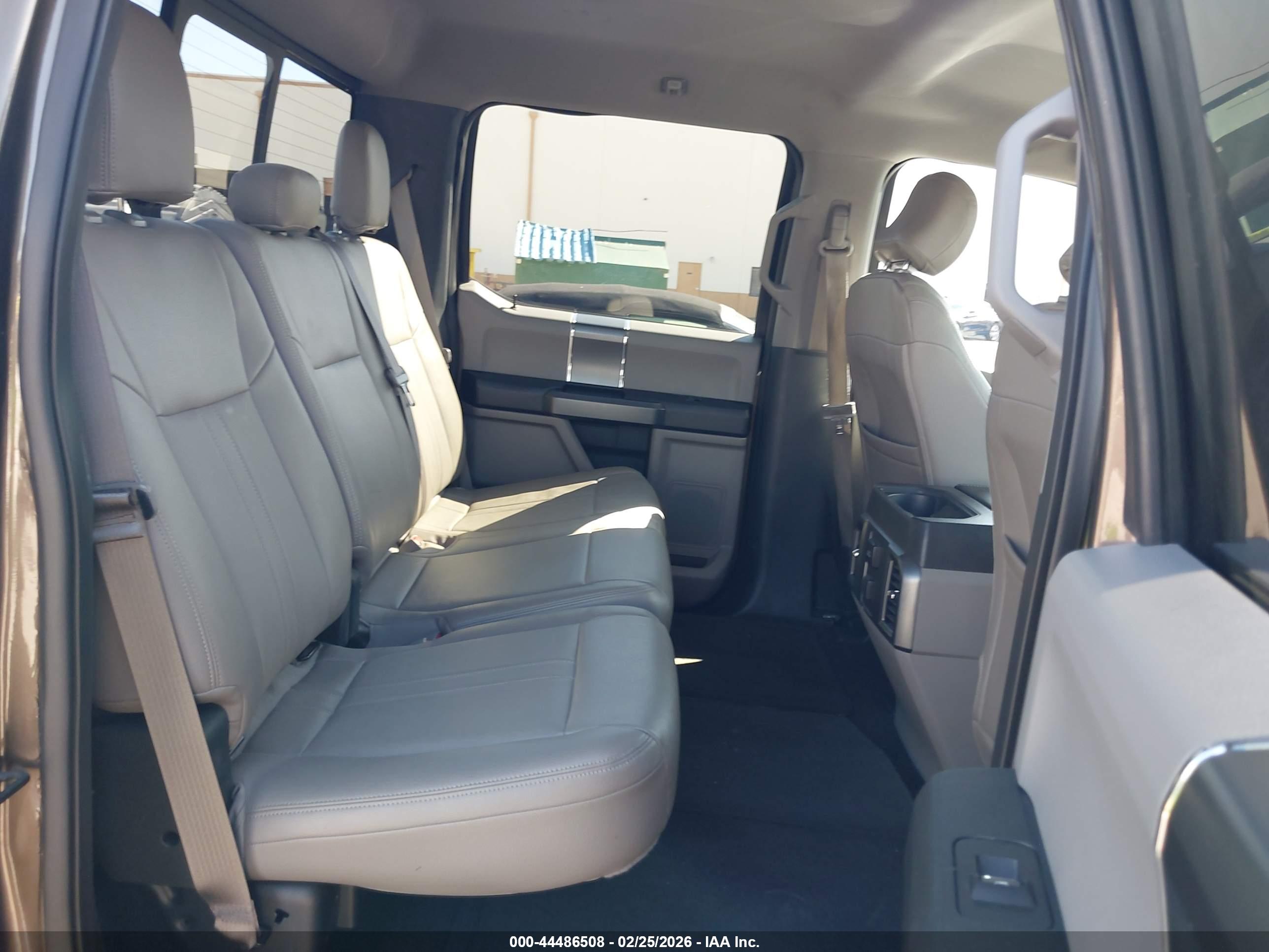 FORD F-150 image 8
