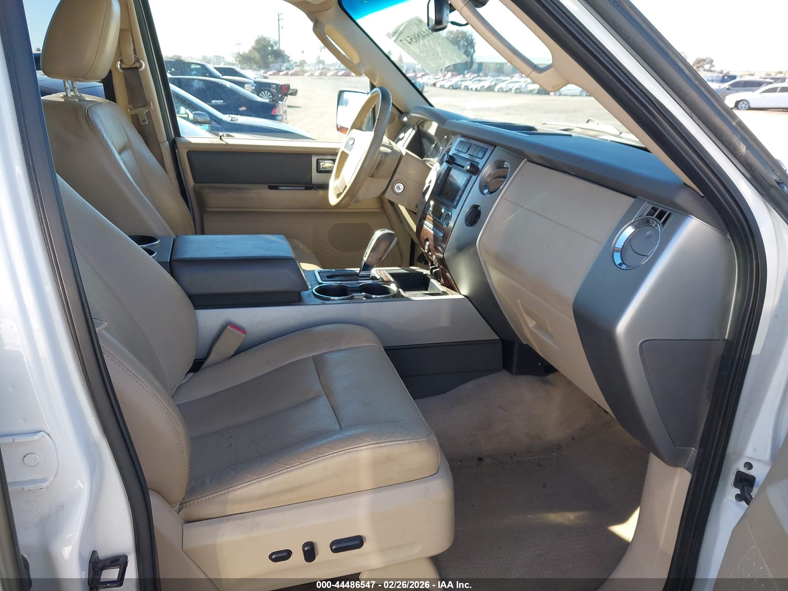 FORD EXPEDITION image 5