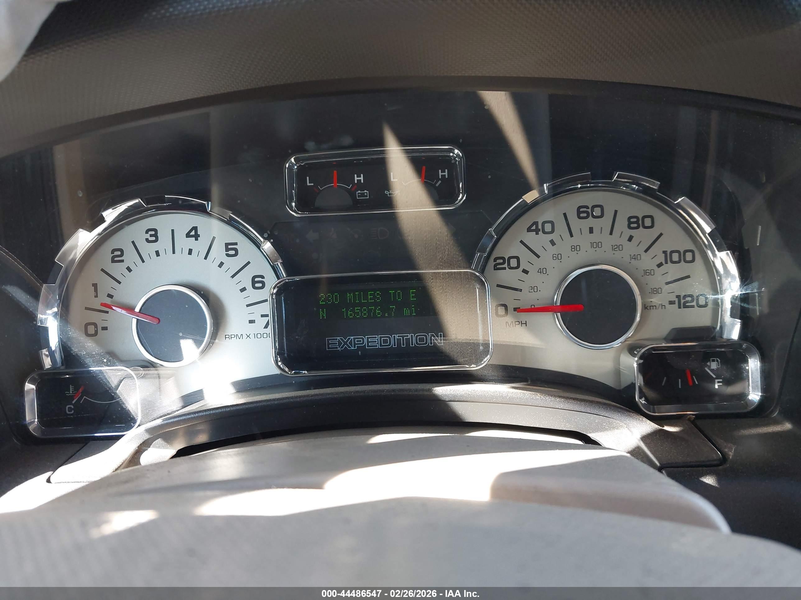 FORD EXPEDITION image 7