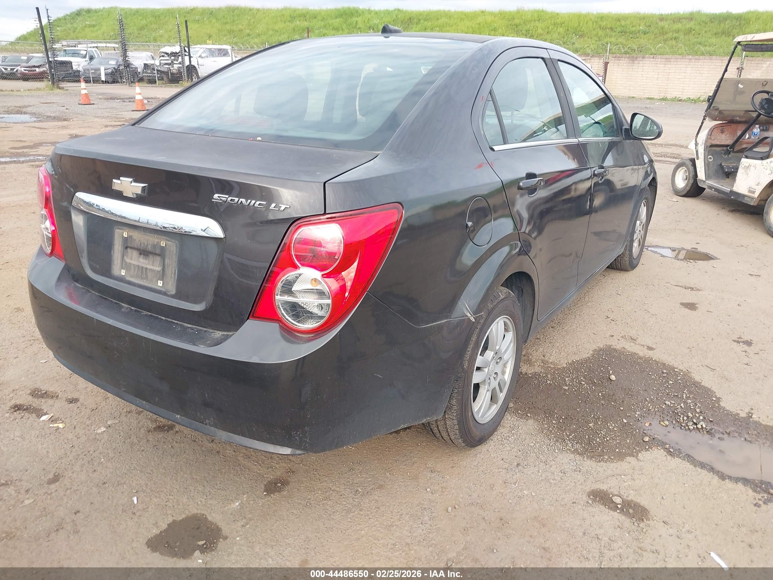 CHEVROLET SONIC image 4
