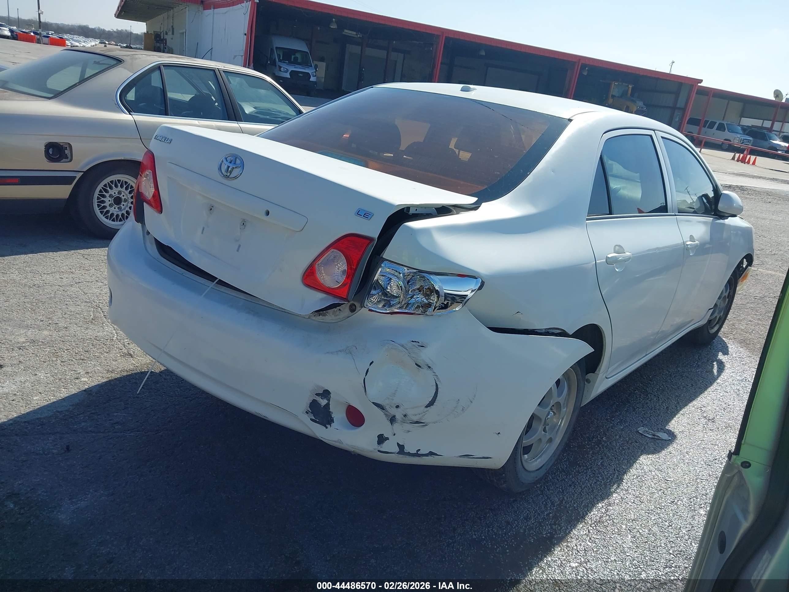 TOYOTA COROLLA image 4