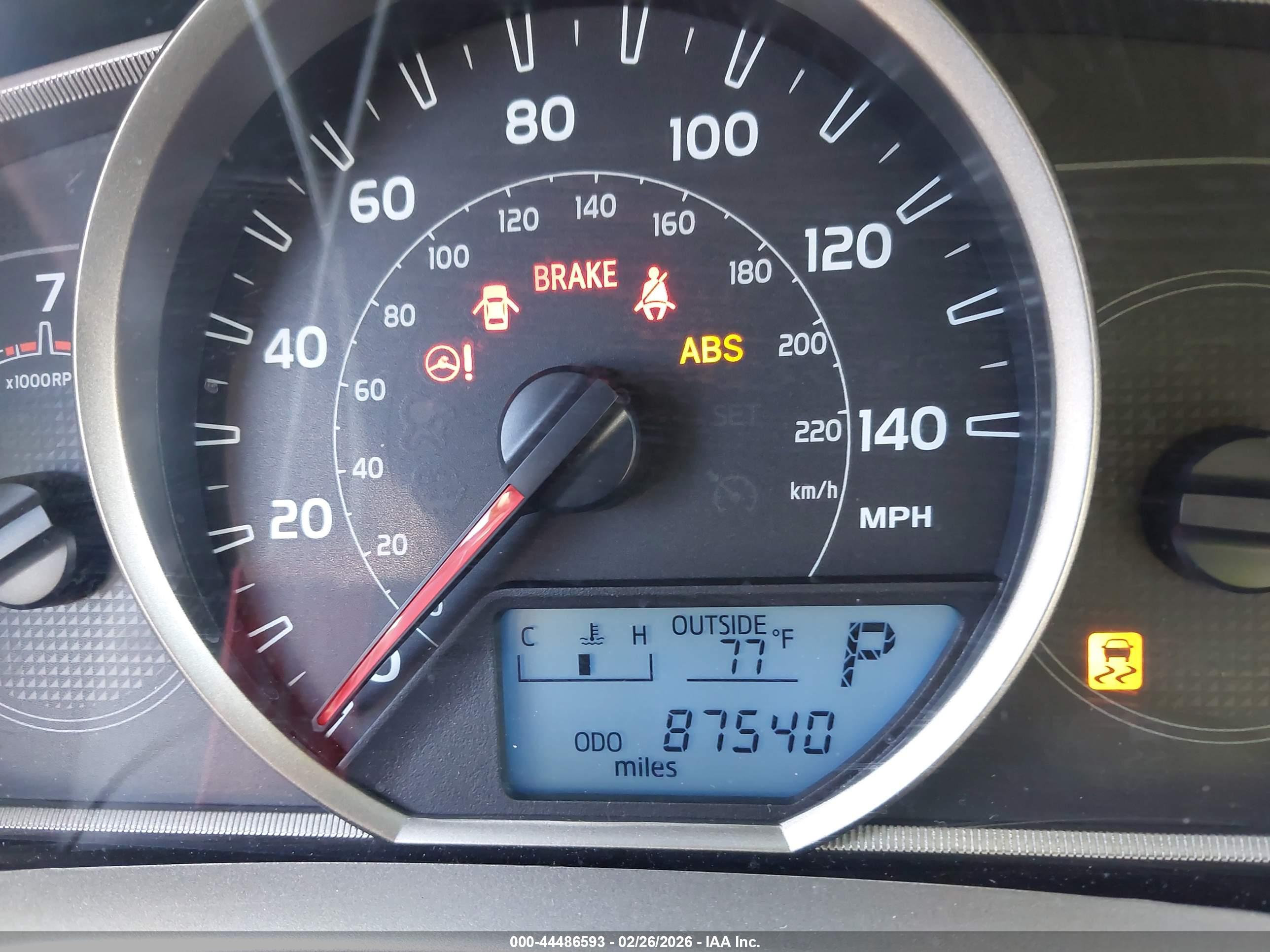 TOYOTA RAV4 image 7