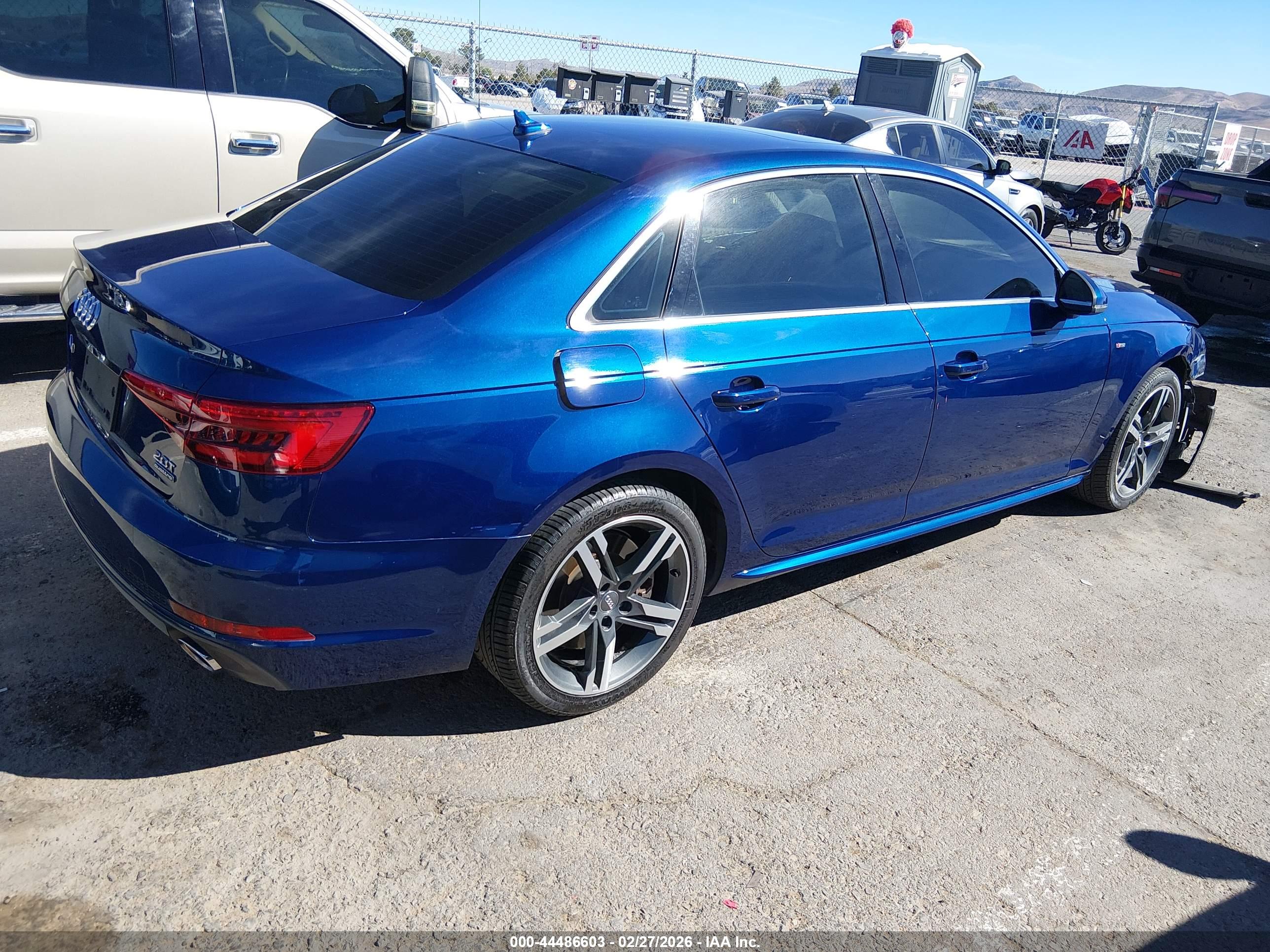 AUDI A4 image 4