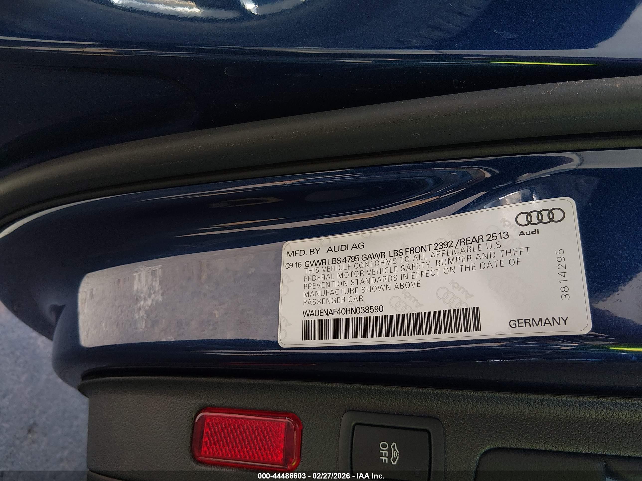 AUDI A4 image 9