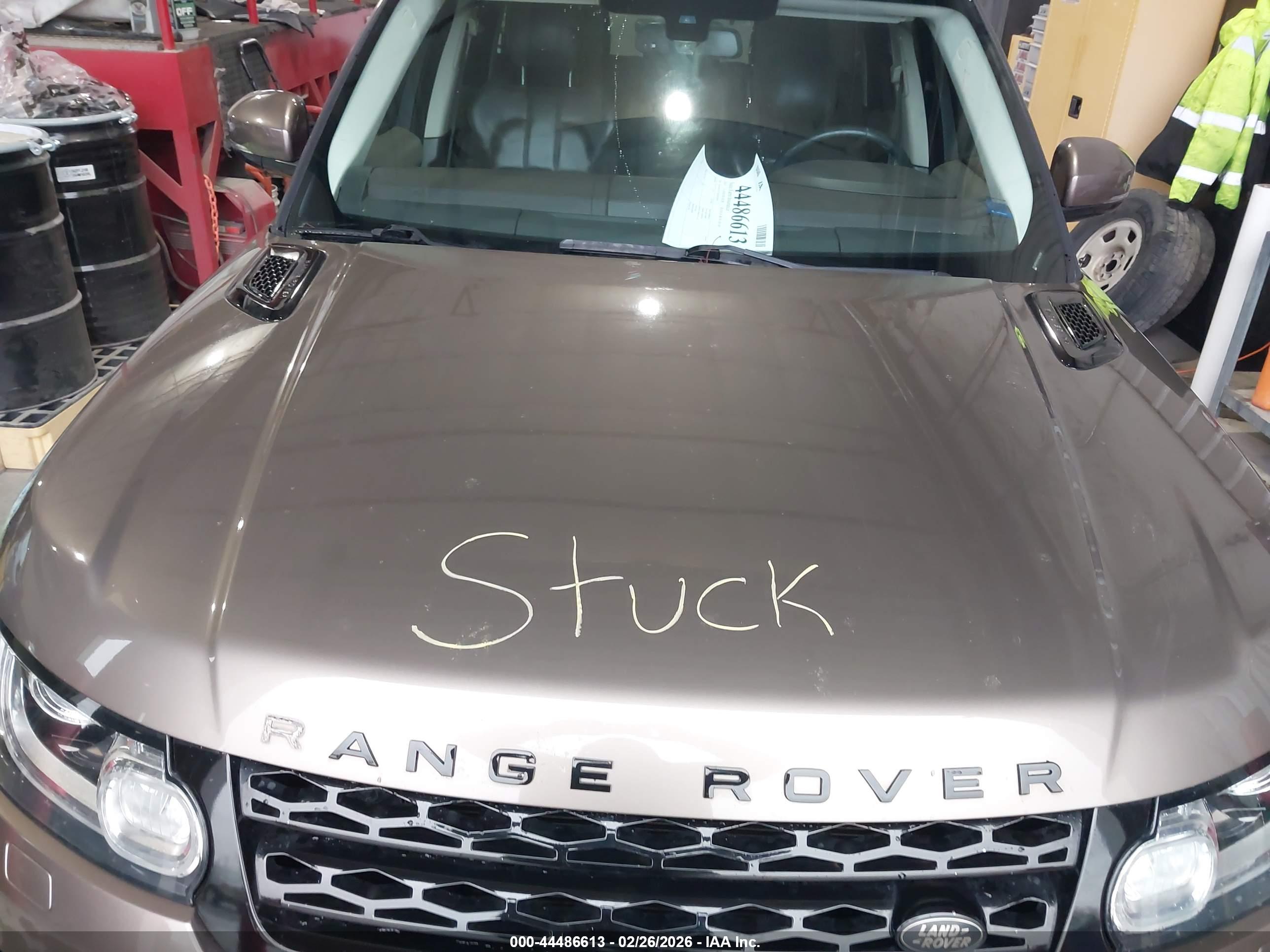 LAND ROVER image 10