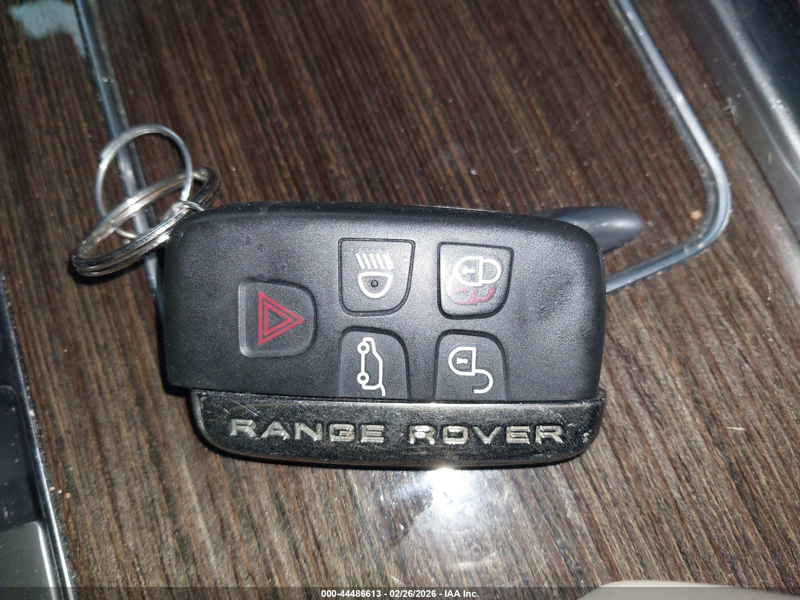 LAND ROVER image 11