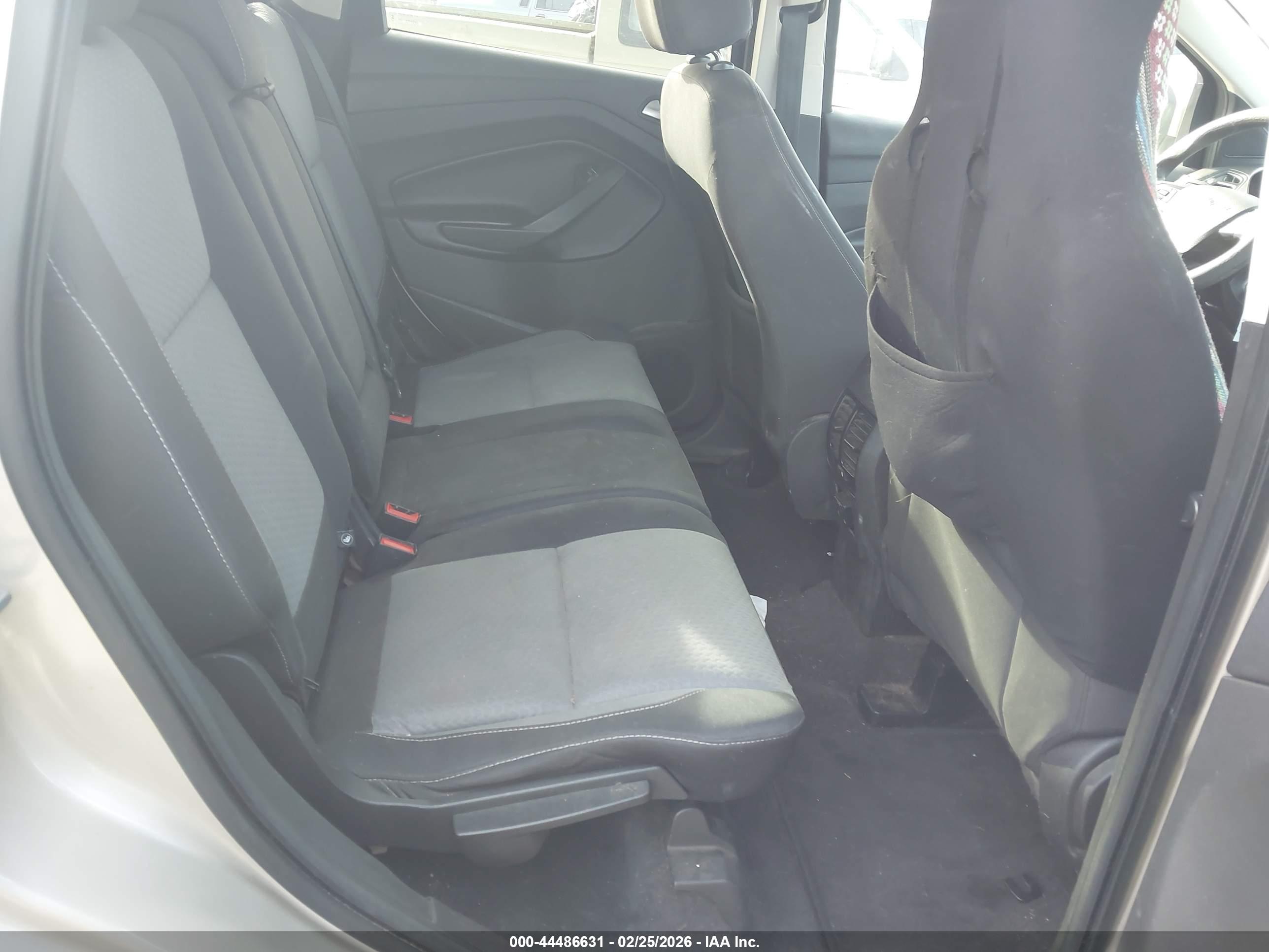 FORD ESCAPE image 8