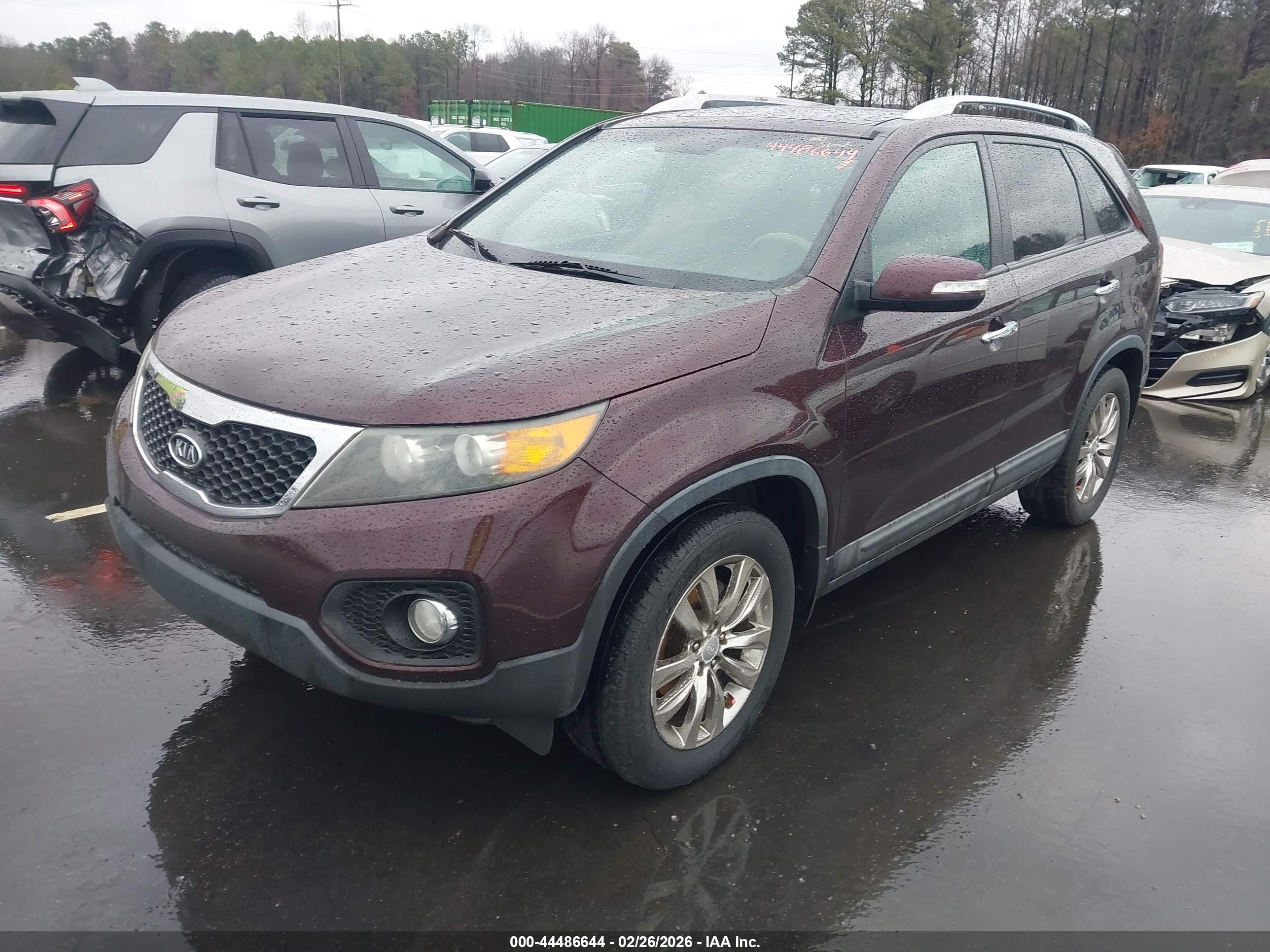 KIA SORENTO image 2