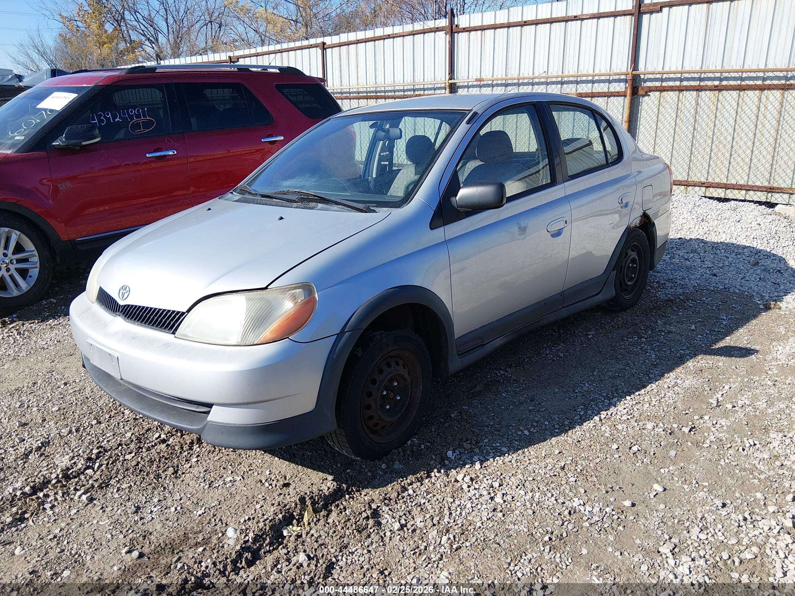 TOYOTA ECHO image 2