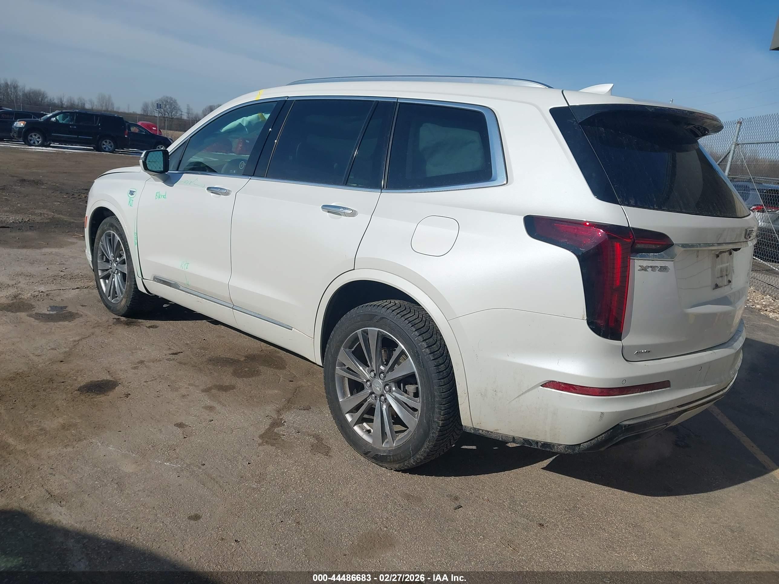 CADILLAC XT6 image 3