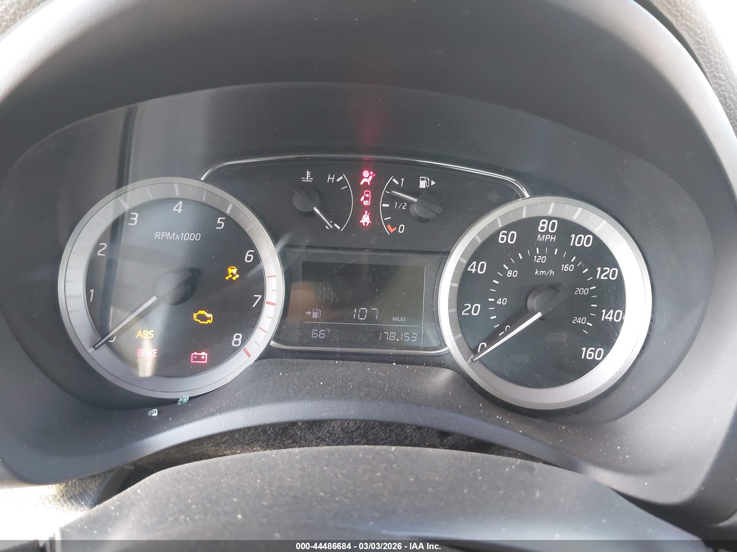 NISSAN SENTRA image 7