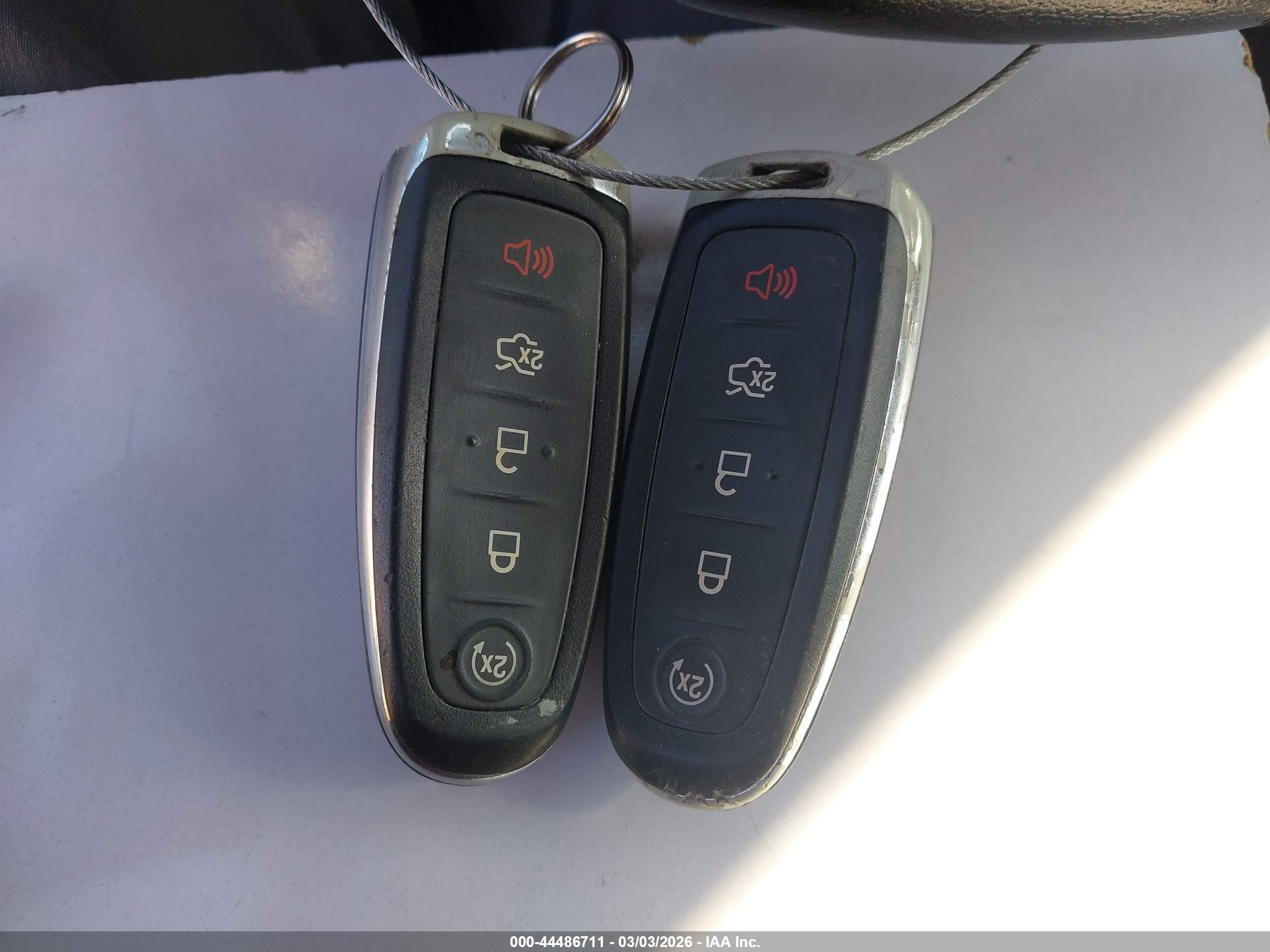 FORD ESCAPE image 11