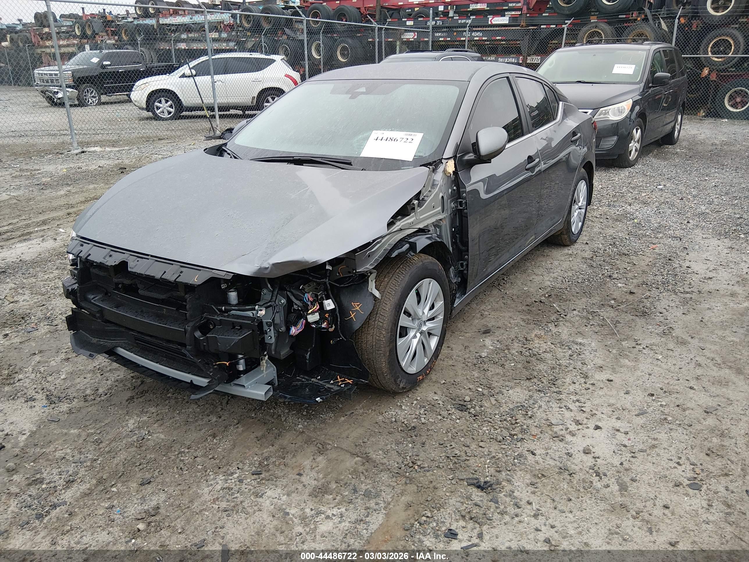 NISSAN SENTRA image 2