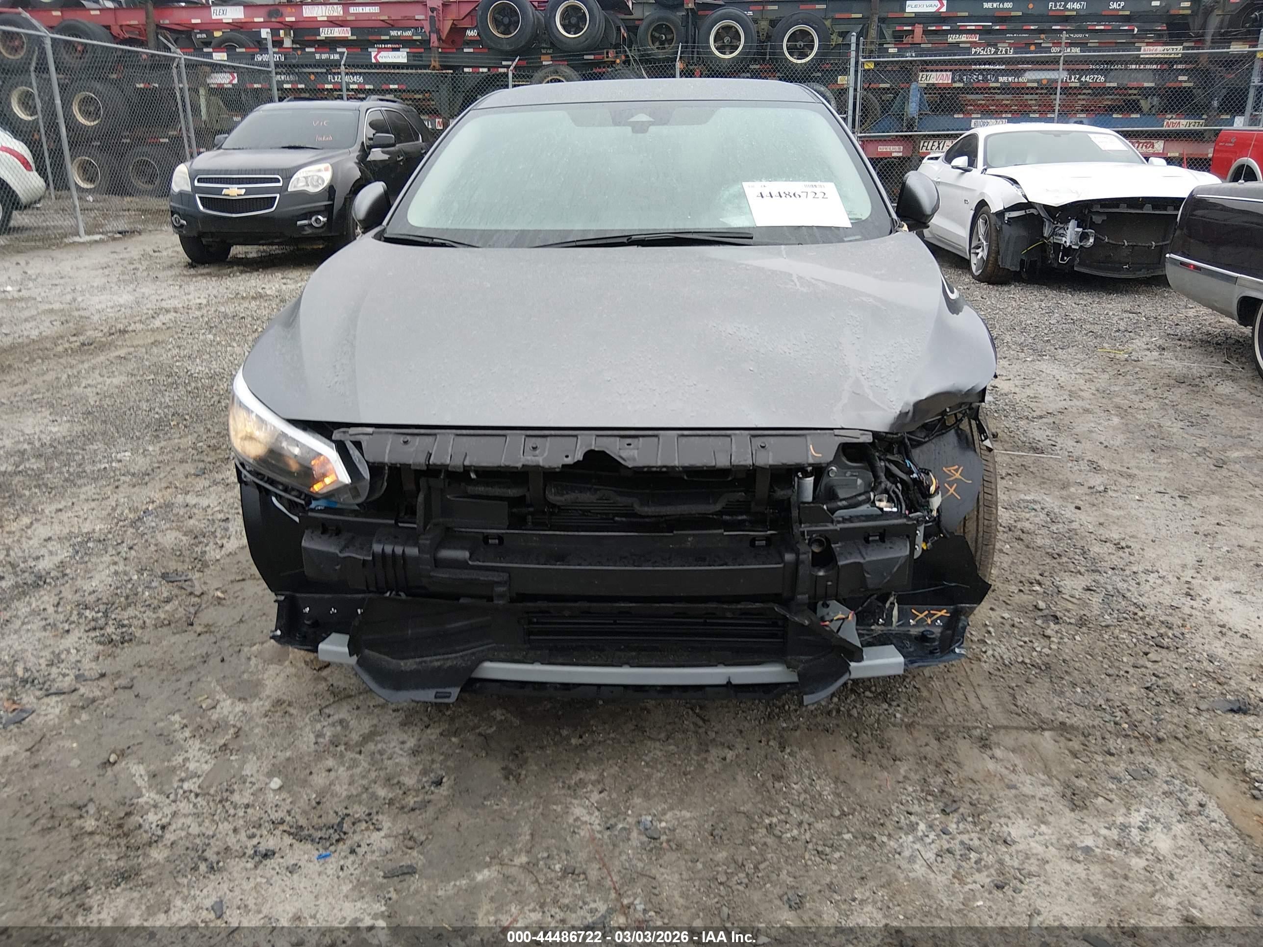 NISSAN SENTRA image 6