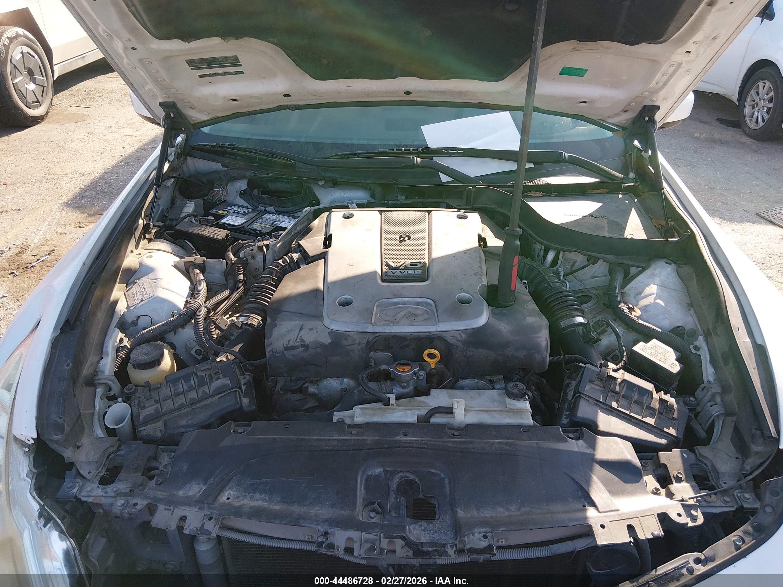 INFINITI G37 image 10