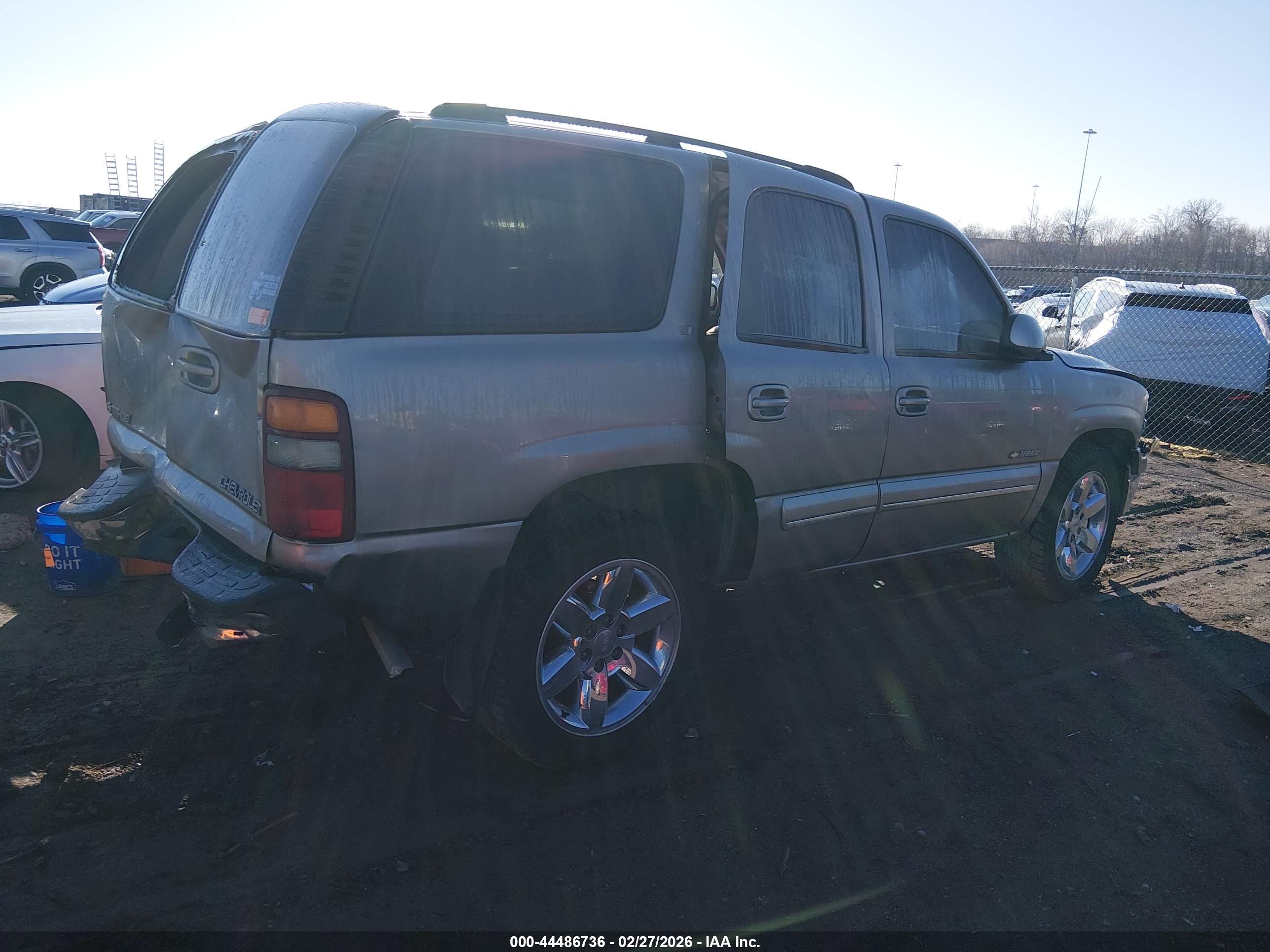 CHEVROLET TAHOE image 4
