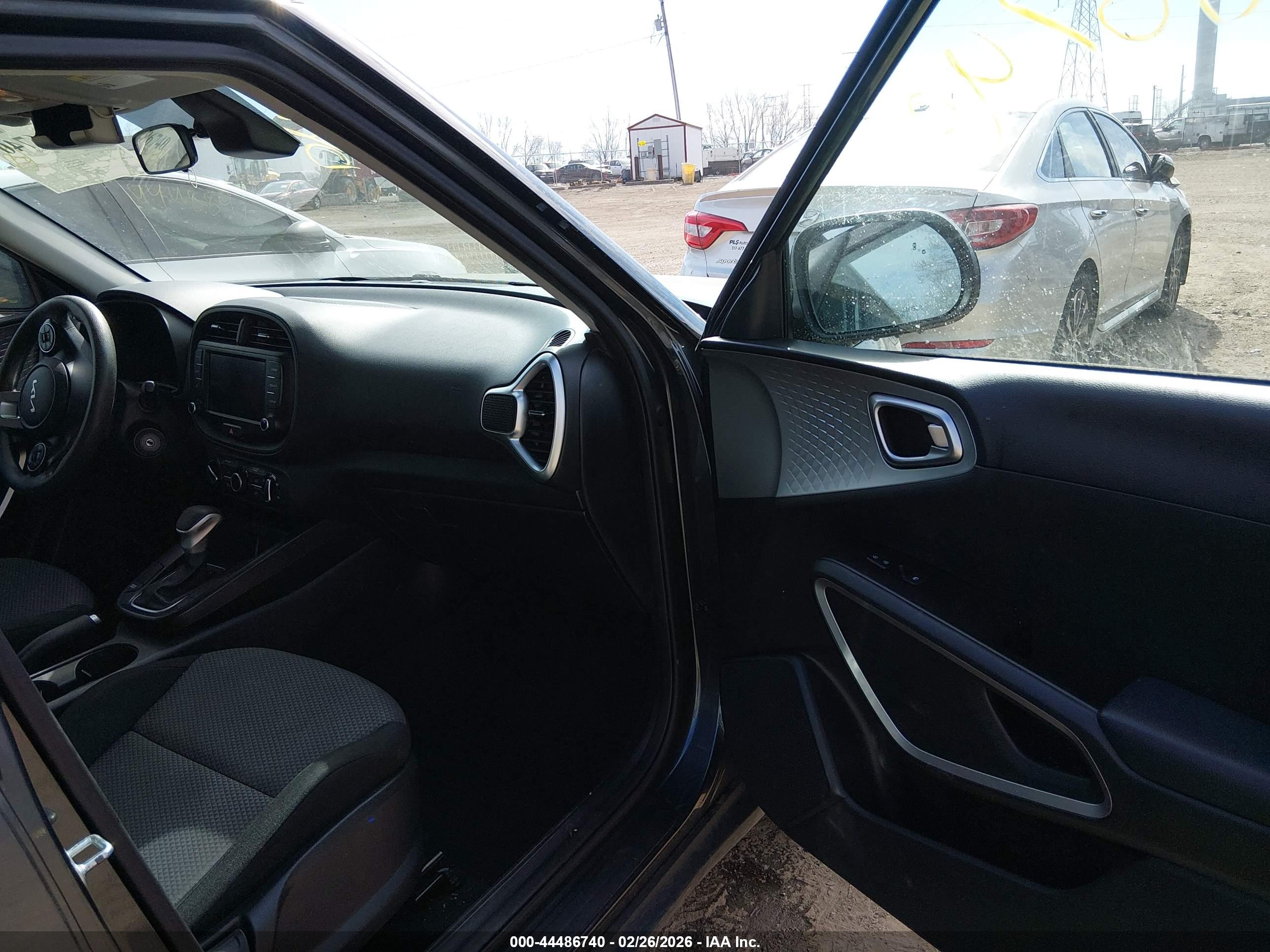 KIA SOUL image 5
