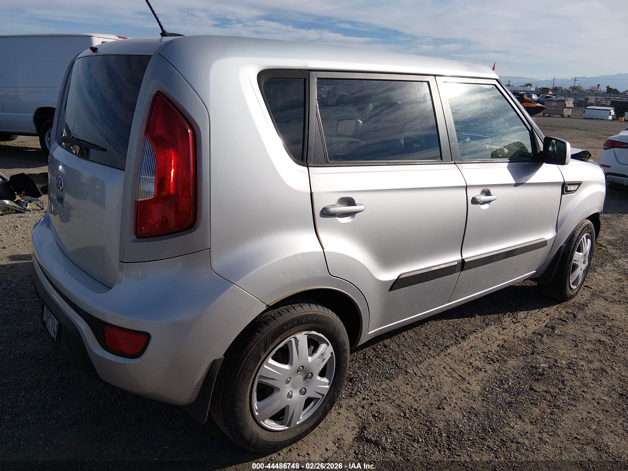 KIA SOUL image 4