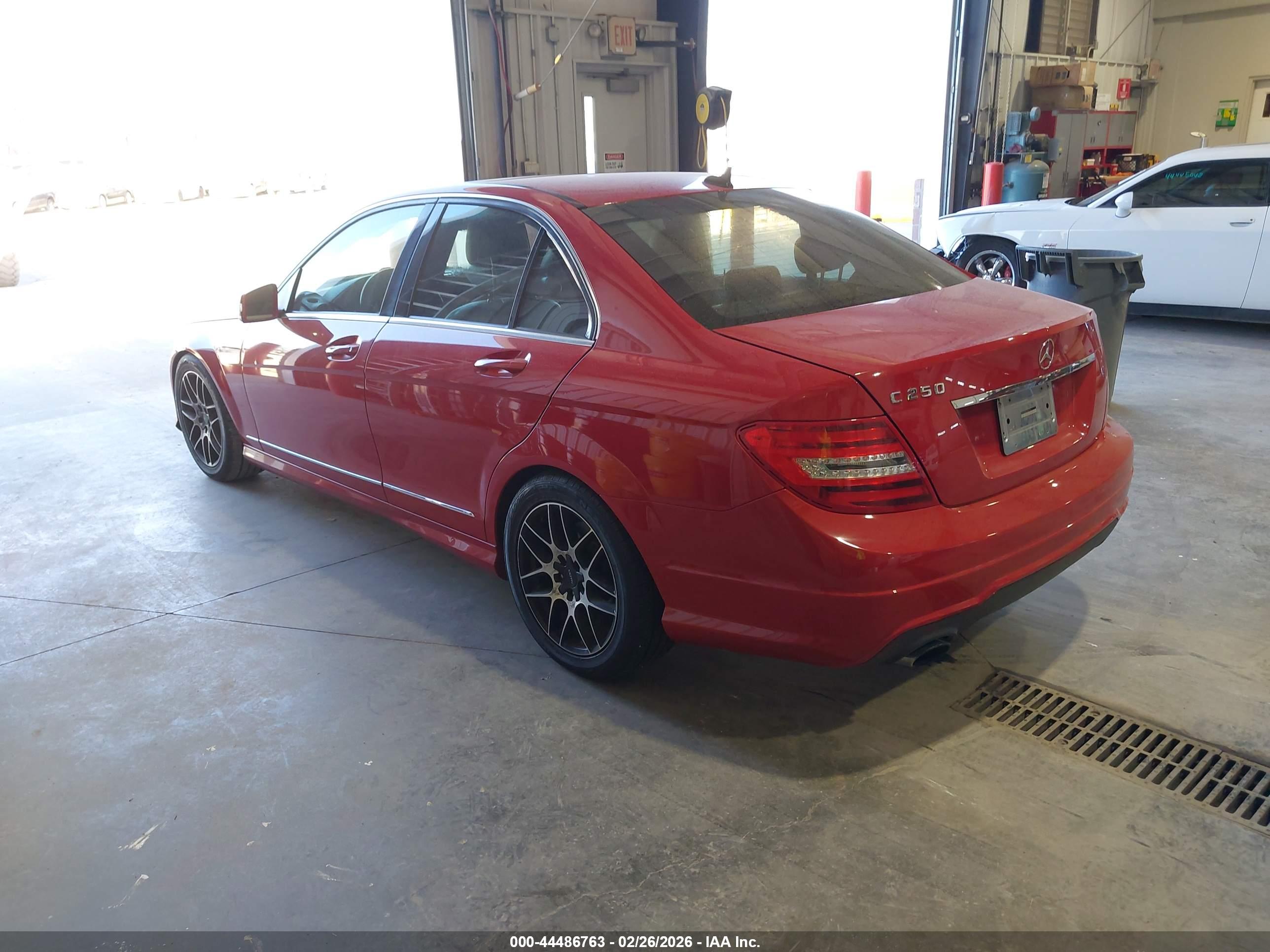 MERCEDES-BENZ C image 3