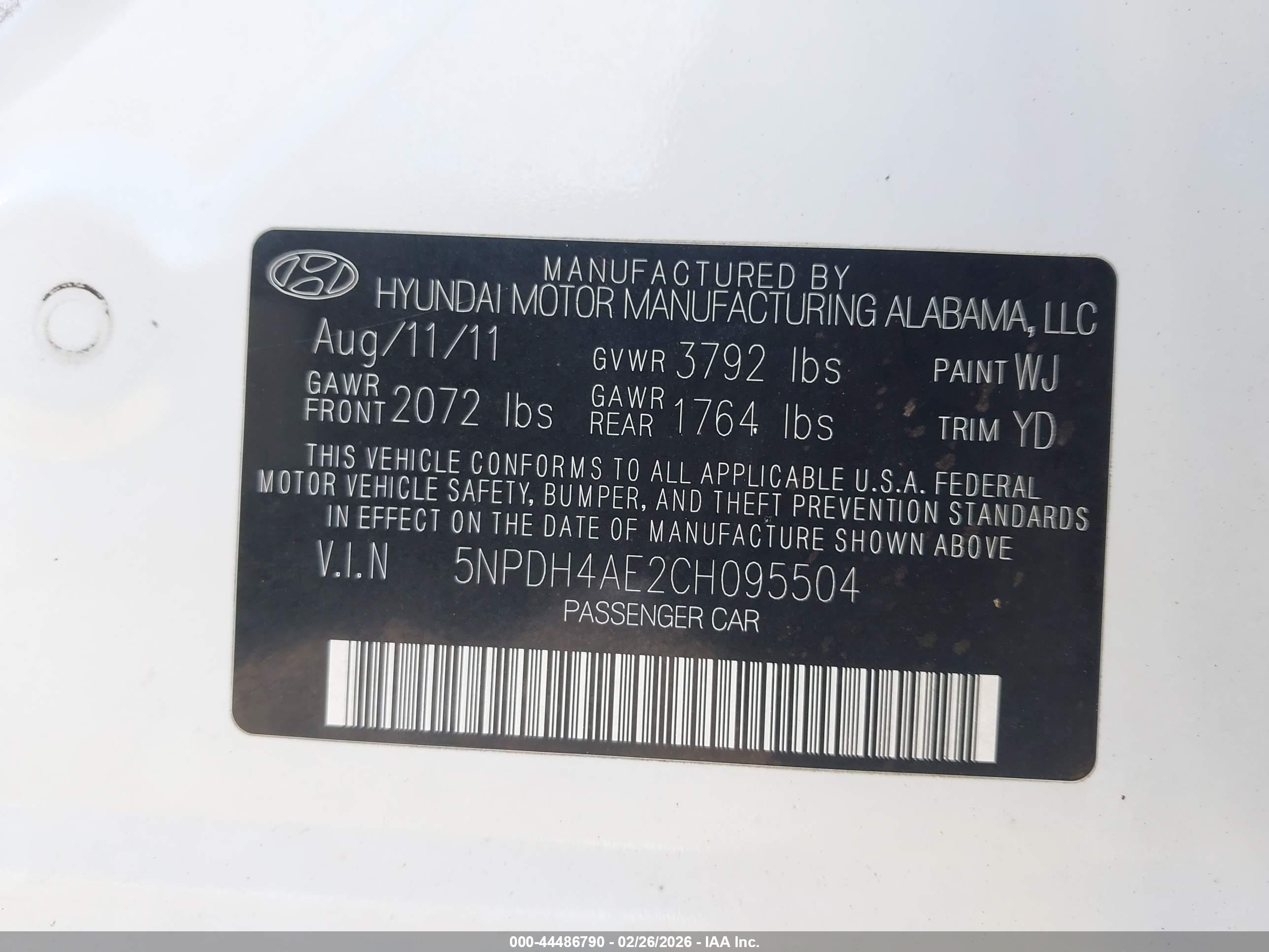 HYUNDAI ELANTRA image 9