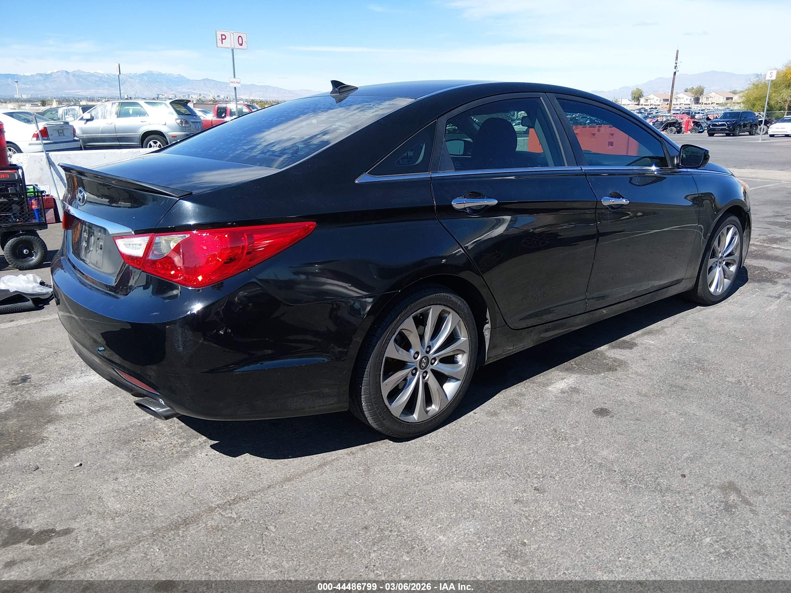 HYUNDAI SONATA image 4