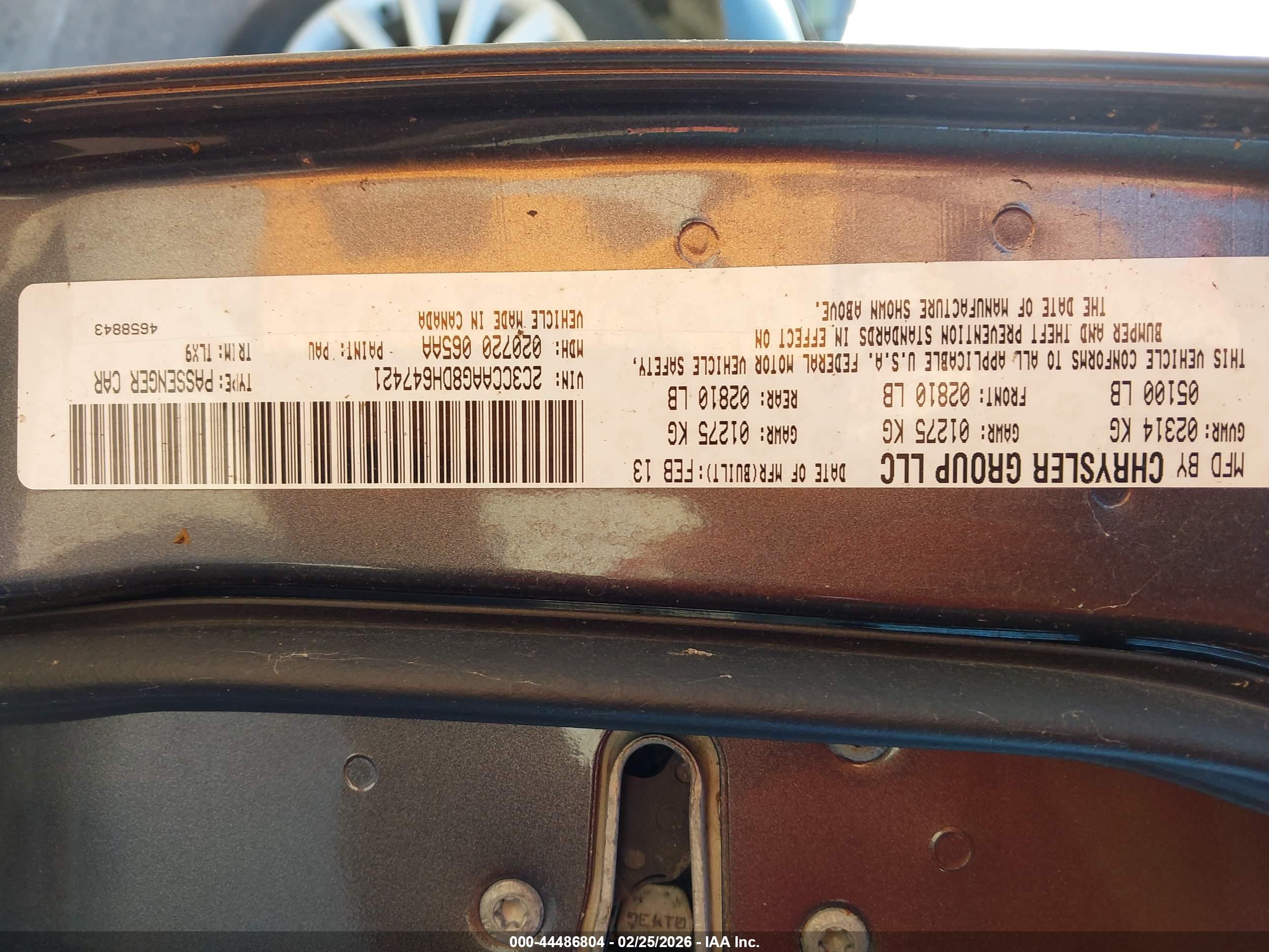 CHRYSLER 300 image 9