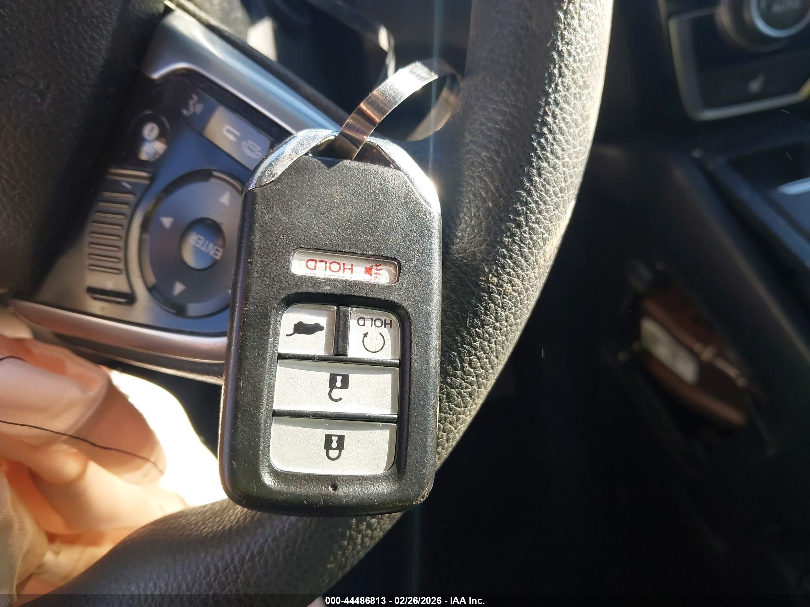 HONDA CR-V image 11