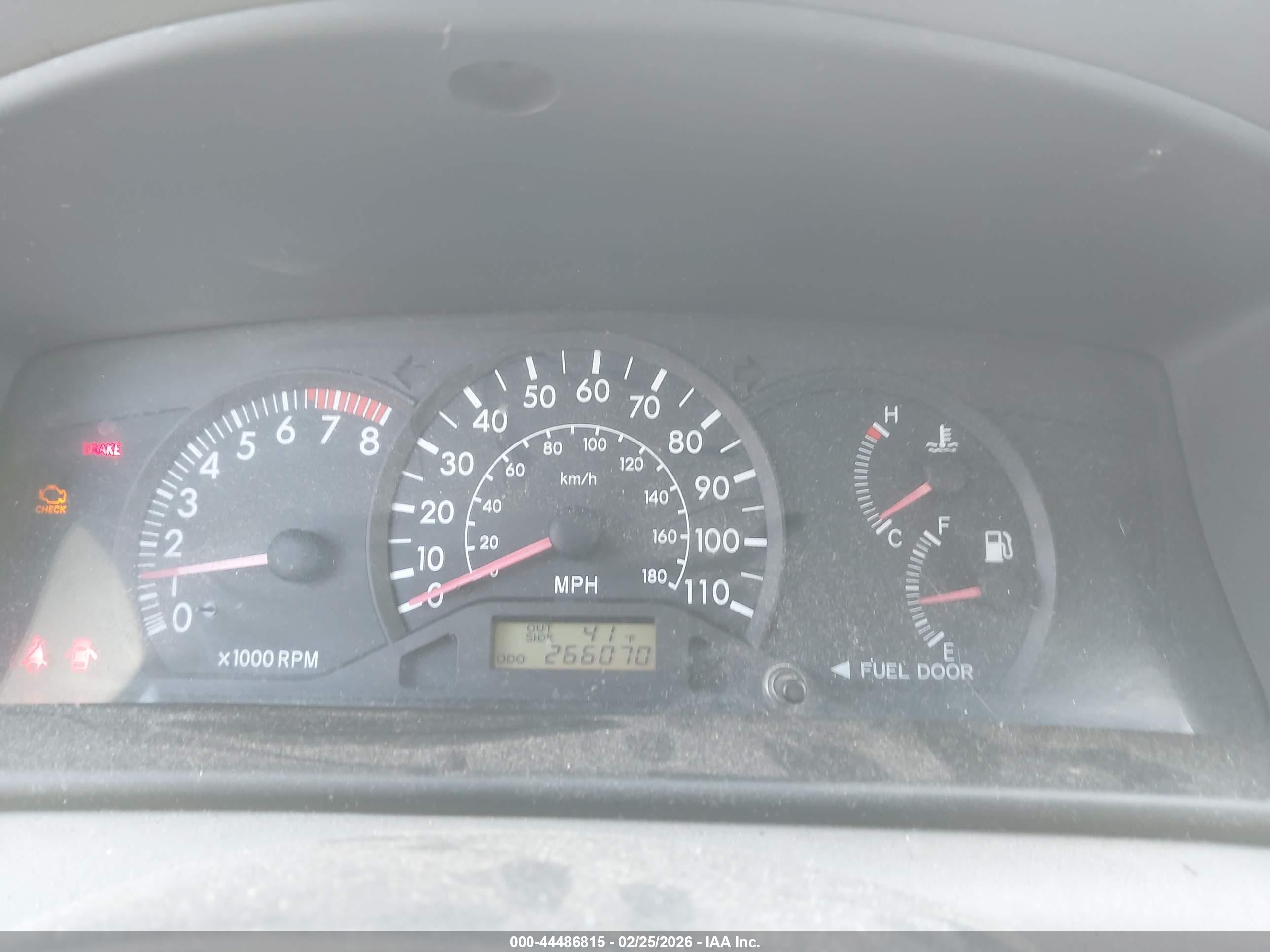 TOYOTA COROLLA image 7