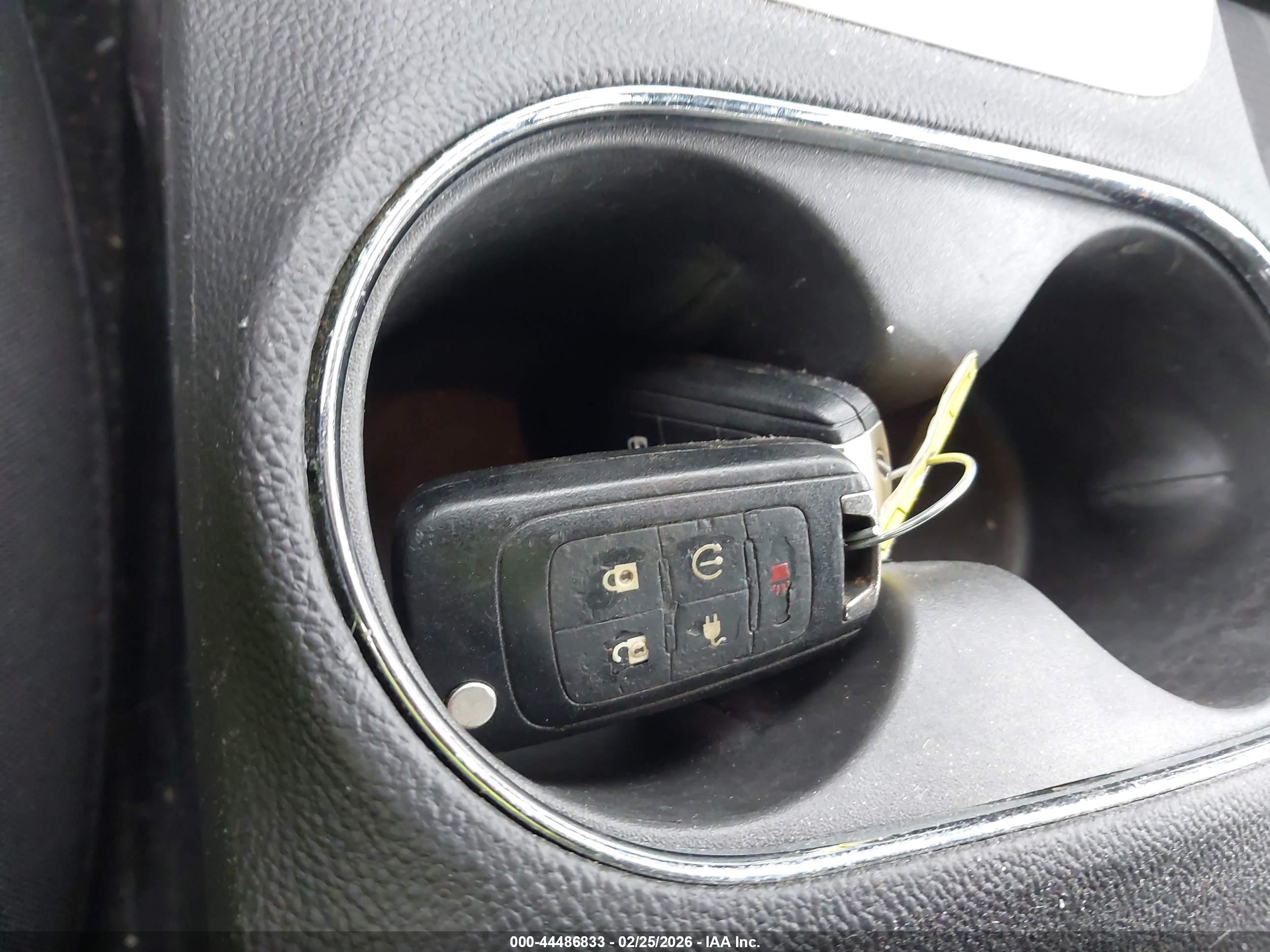 CHEVROLET VOLT image 11