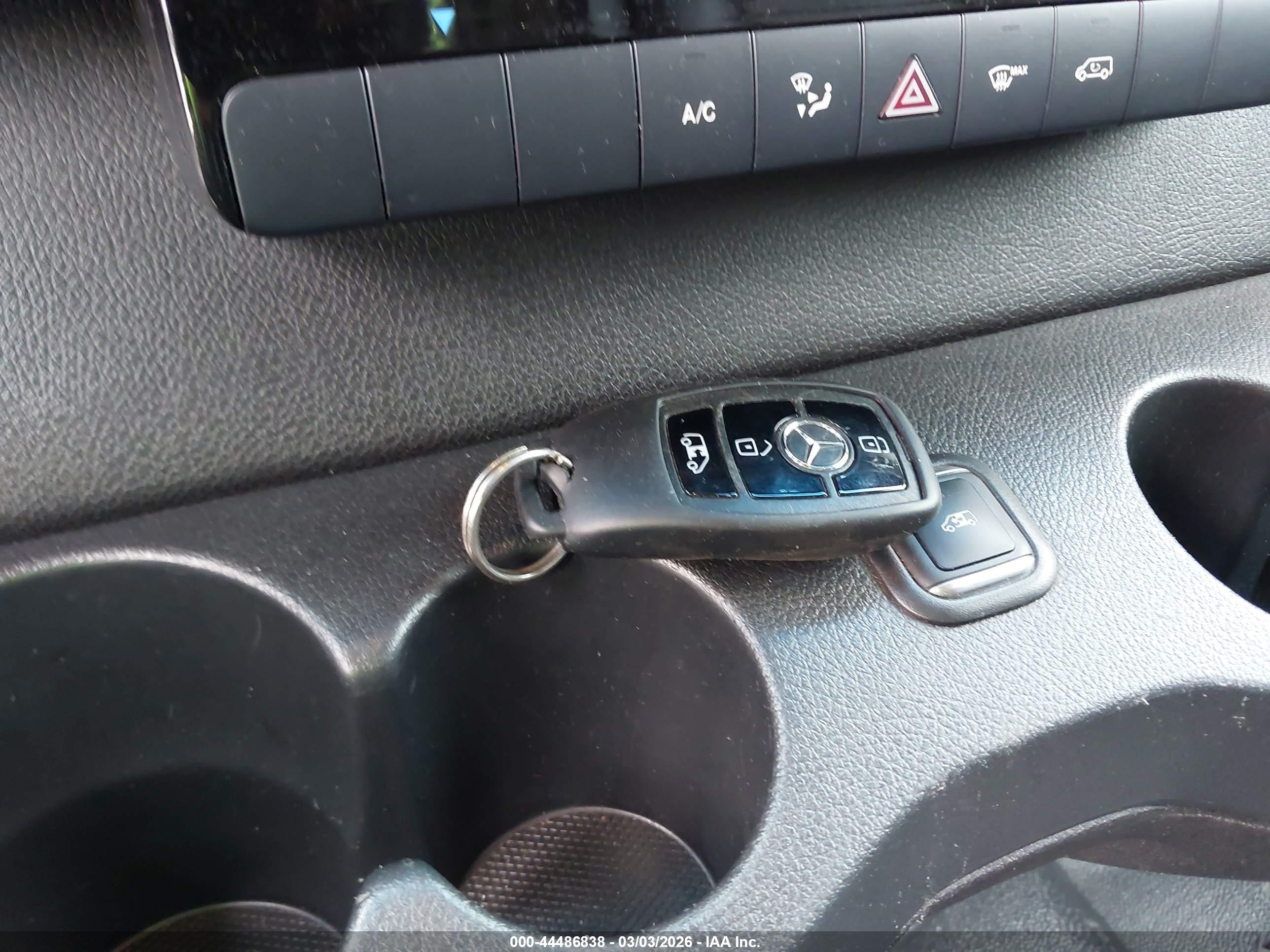 MERCEDES-BENZ SPRINTER image 11