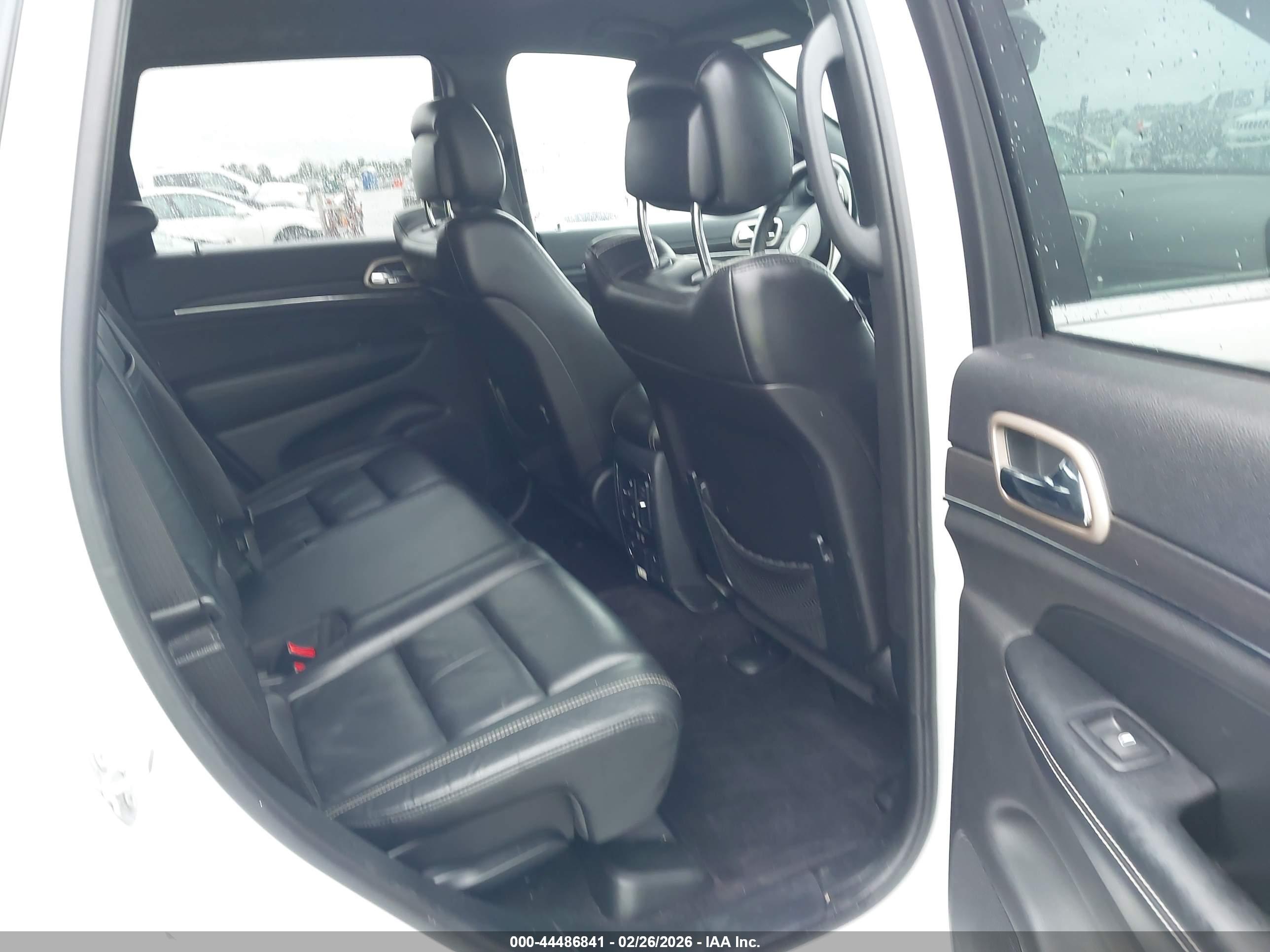 JEEP GRAND image 8
