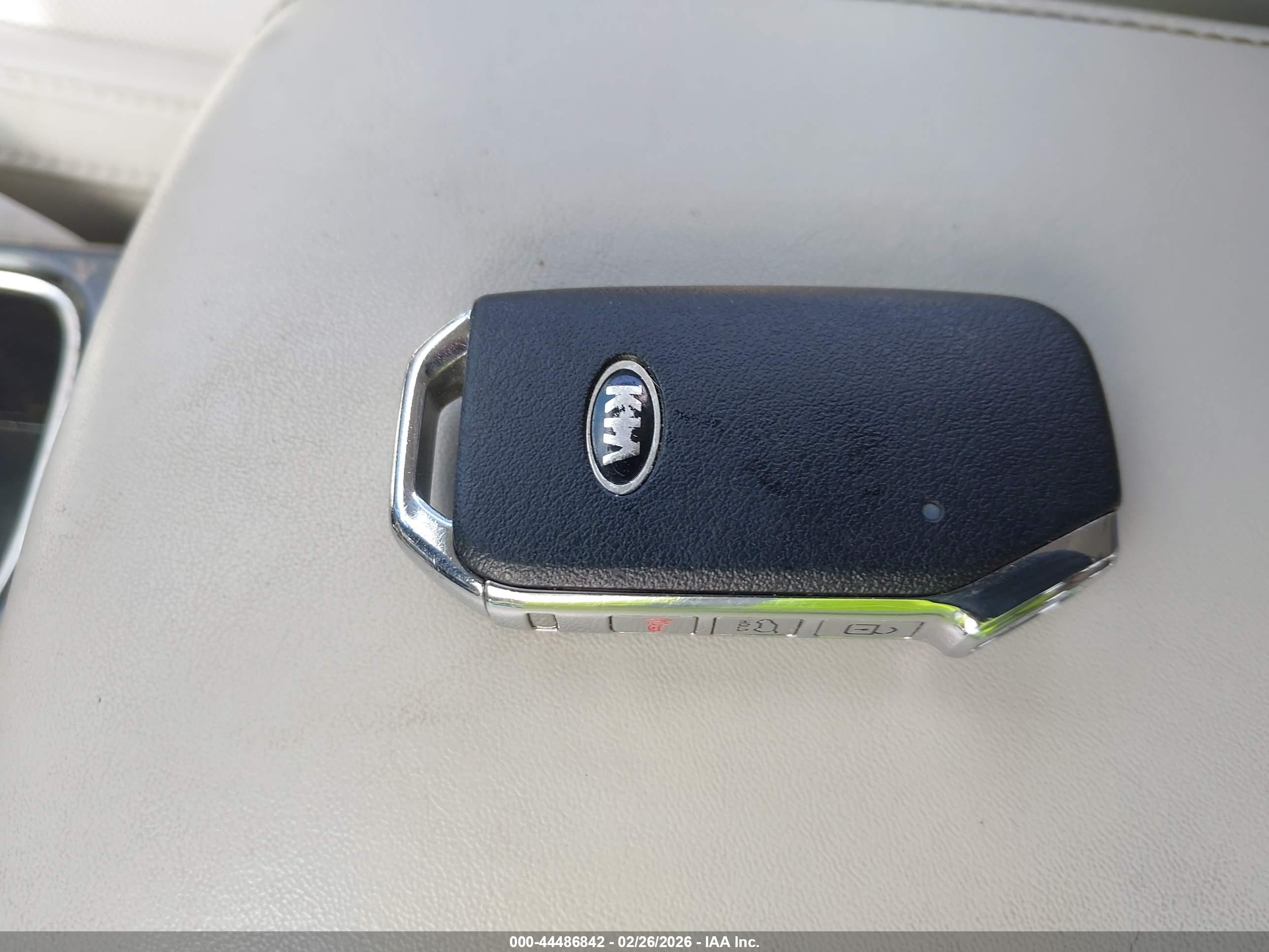 KIA TELLURIDE image 11