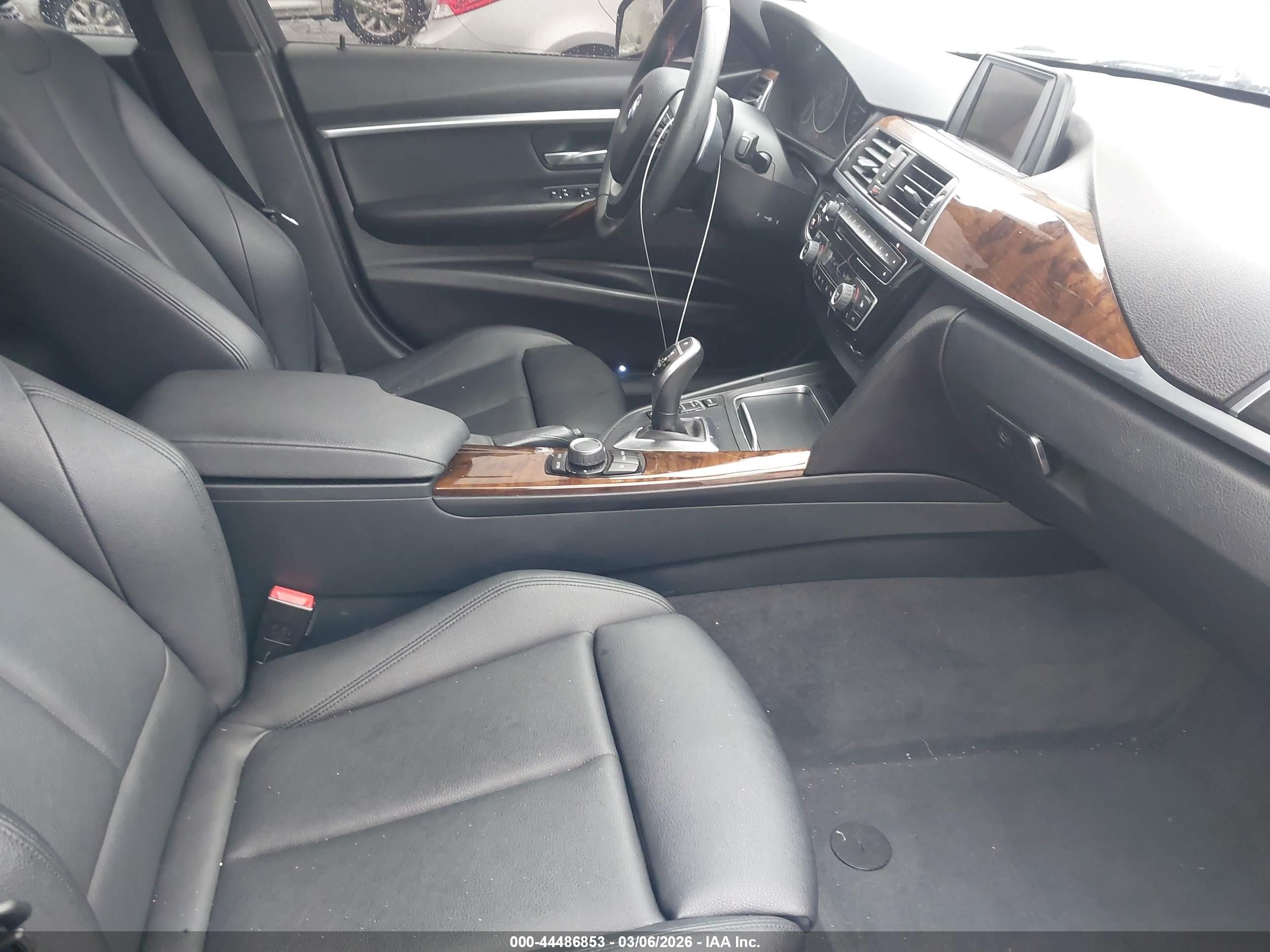 BMW 328I image 5