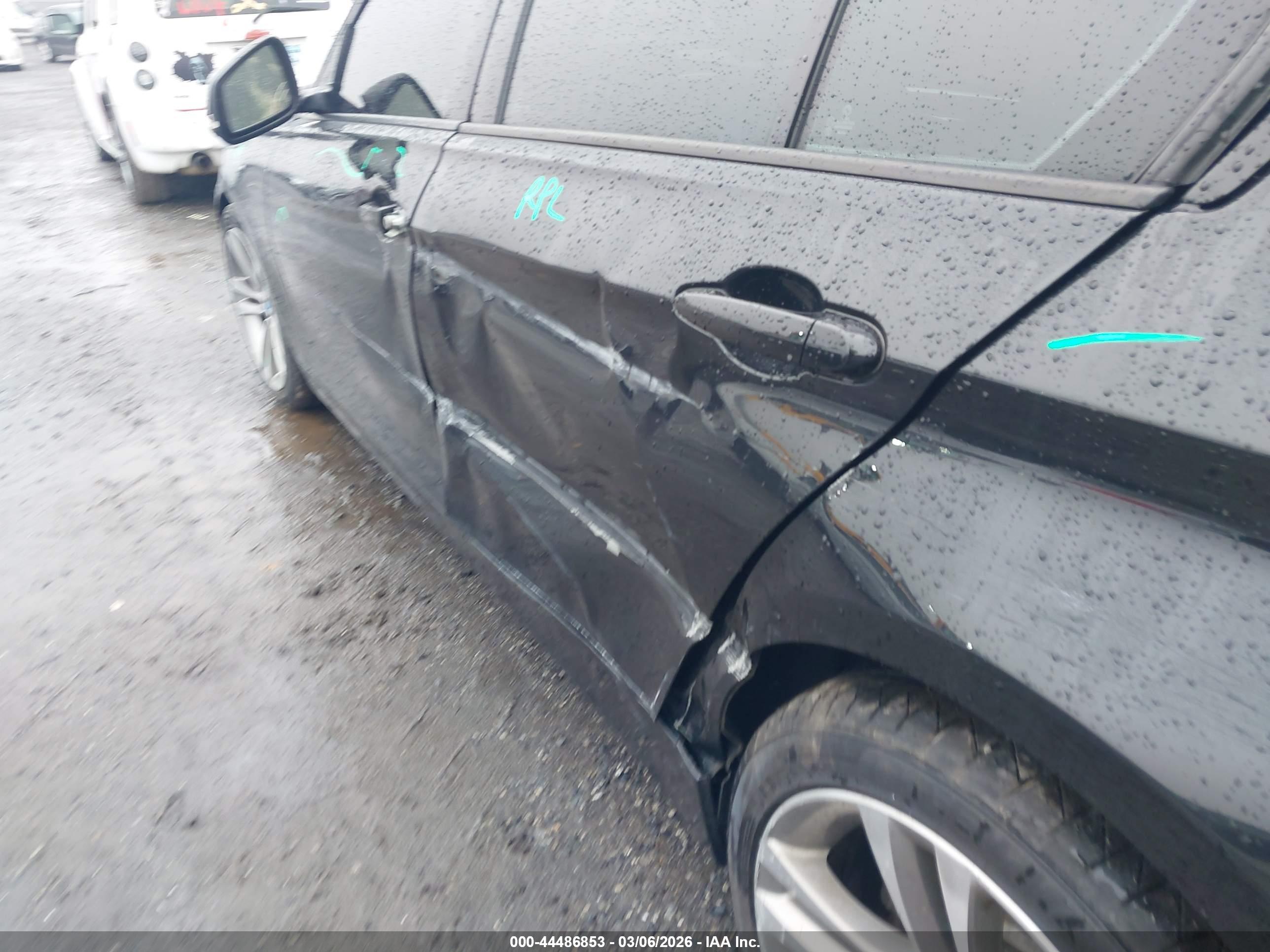 BMW 328I image 6