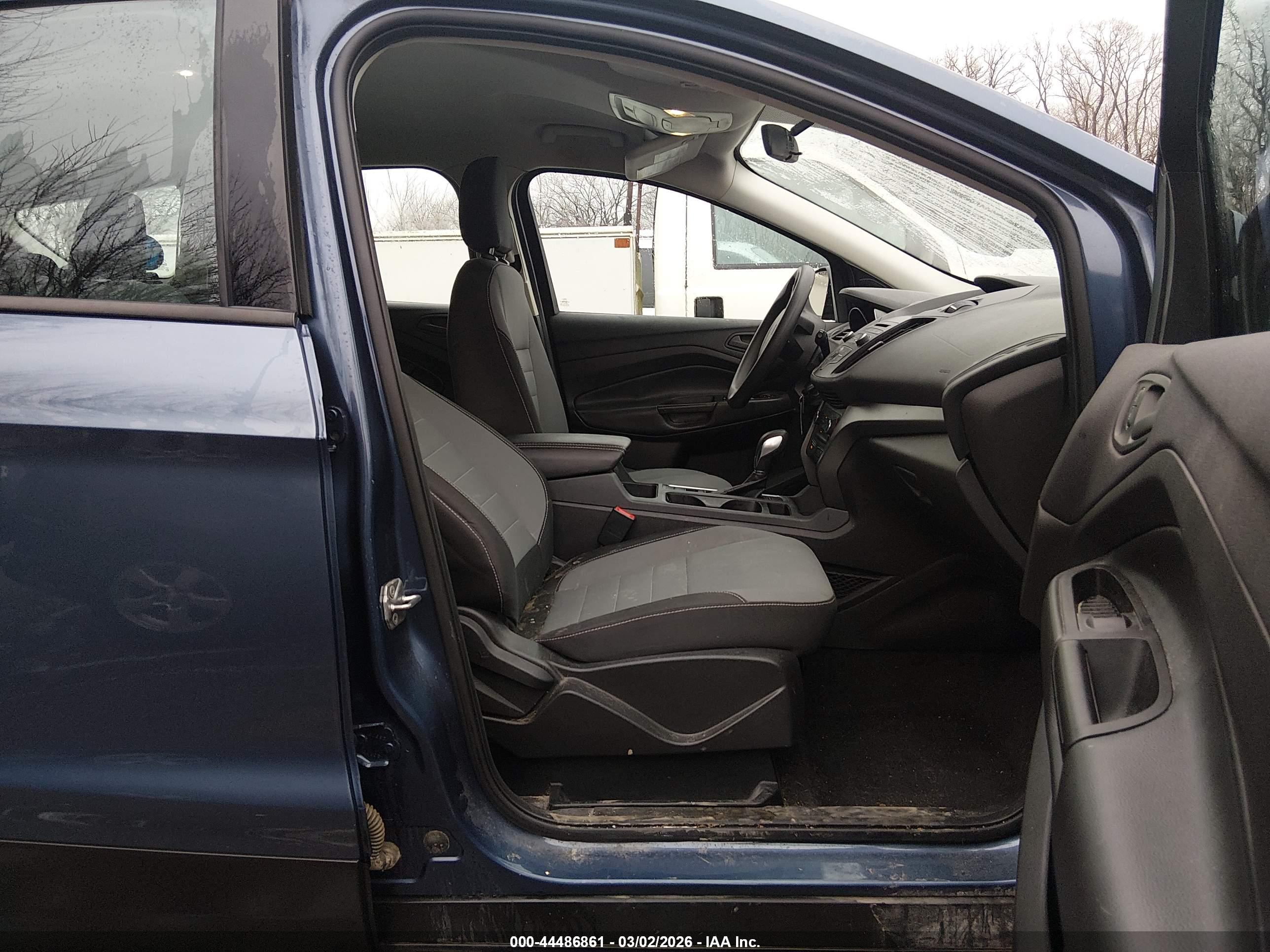 FORD ESCAPE image 5