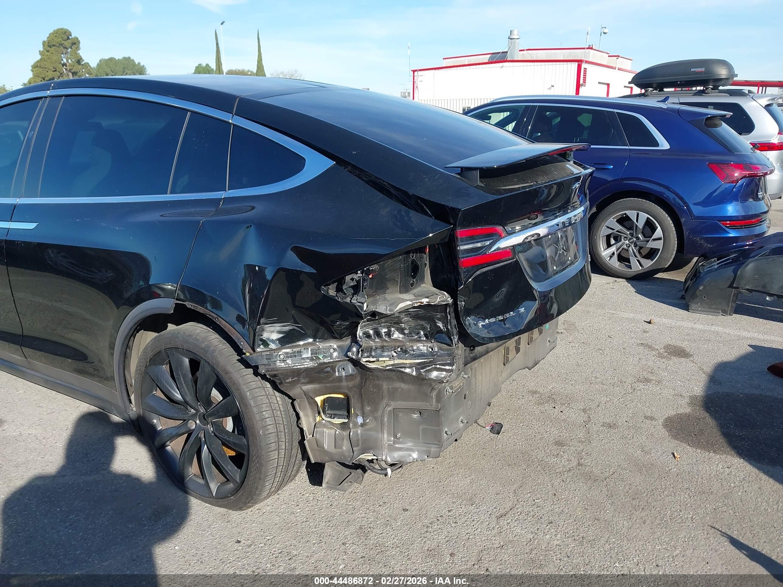 TESLA MODEL image 6