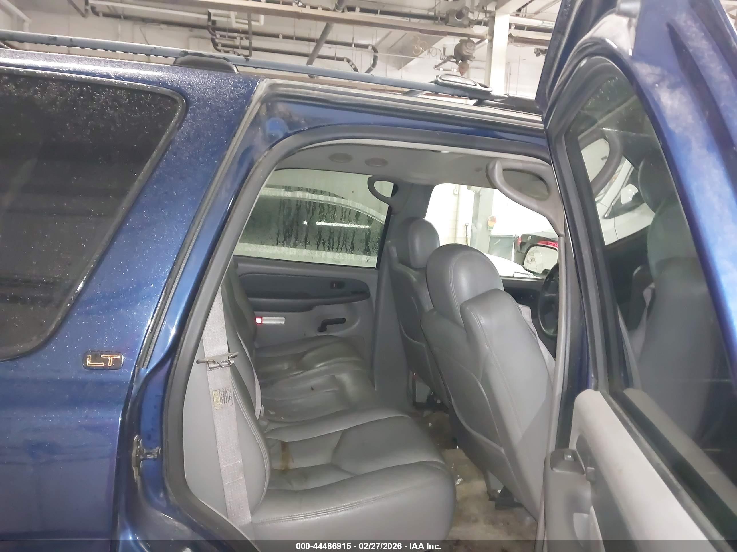CHEVROLET TAHOE image 8