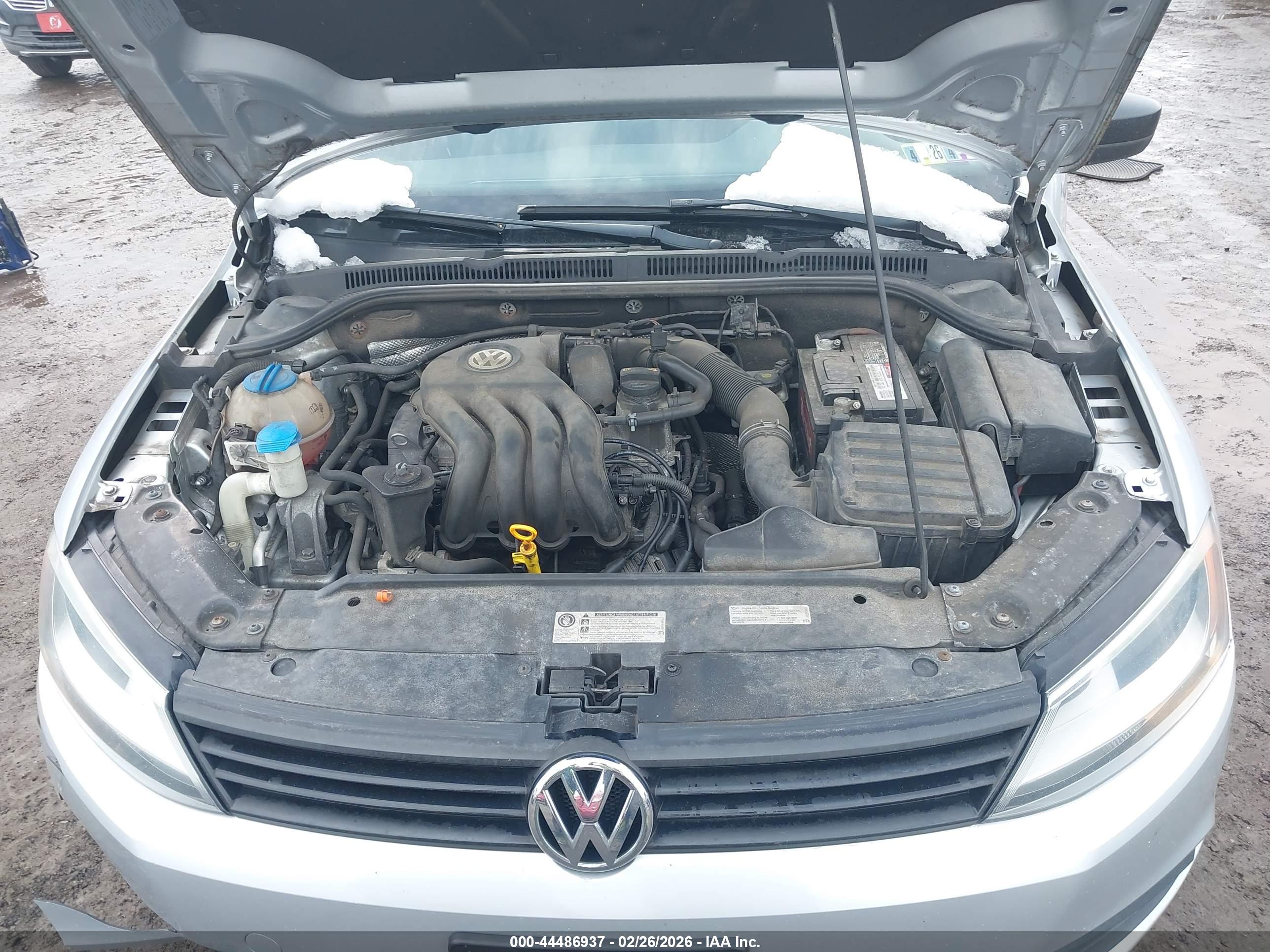 VOLKSWAGEN JETTA image 10