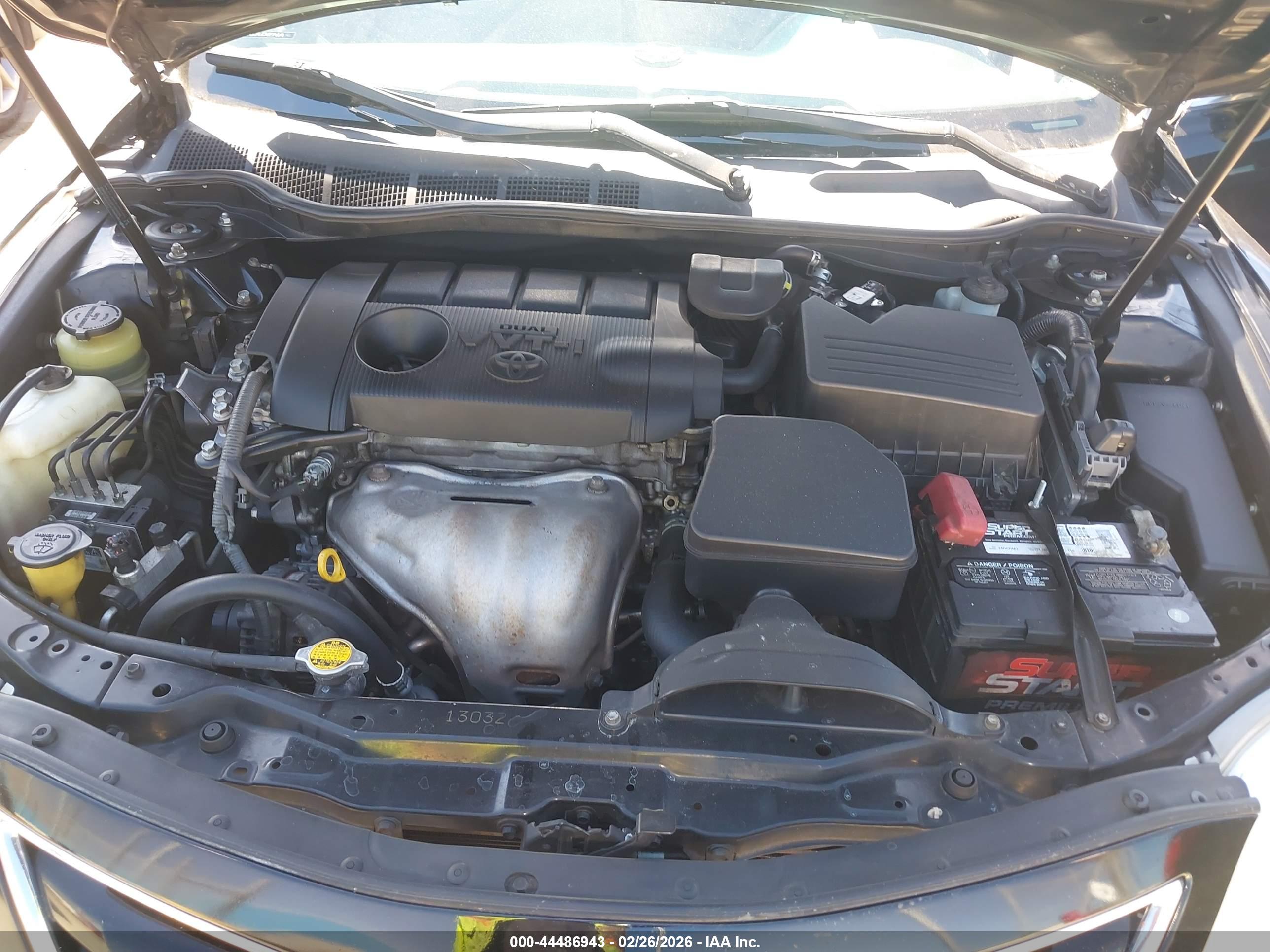 TOYOTA CAMRY image 10
