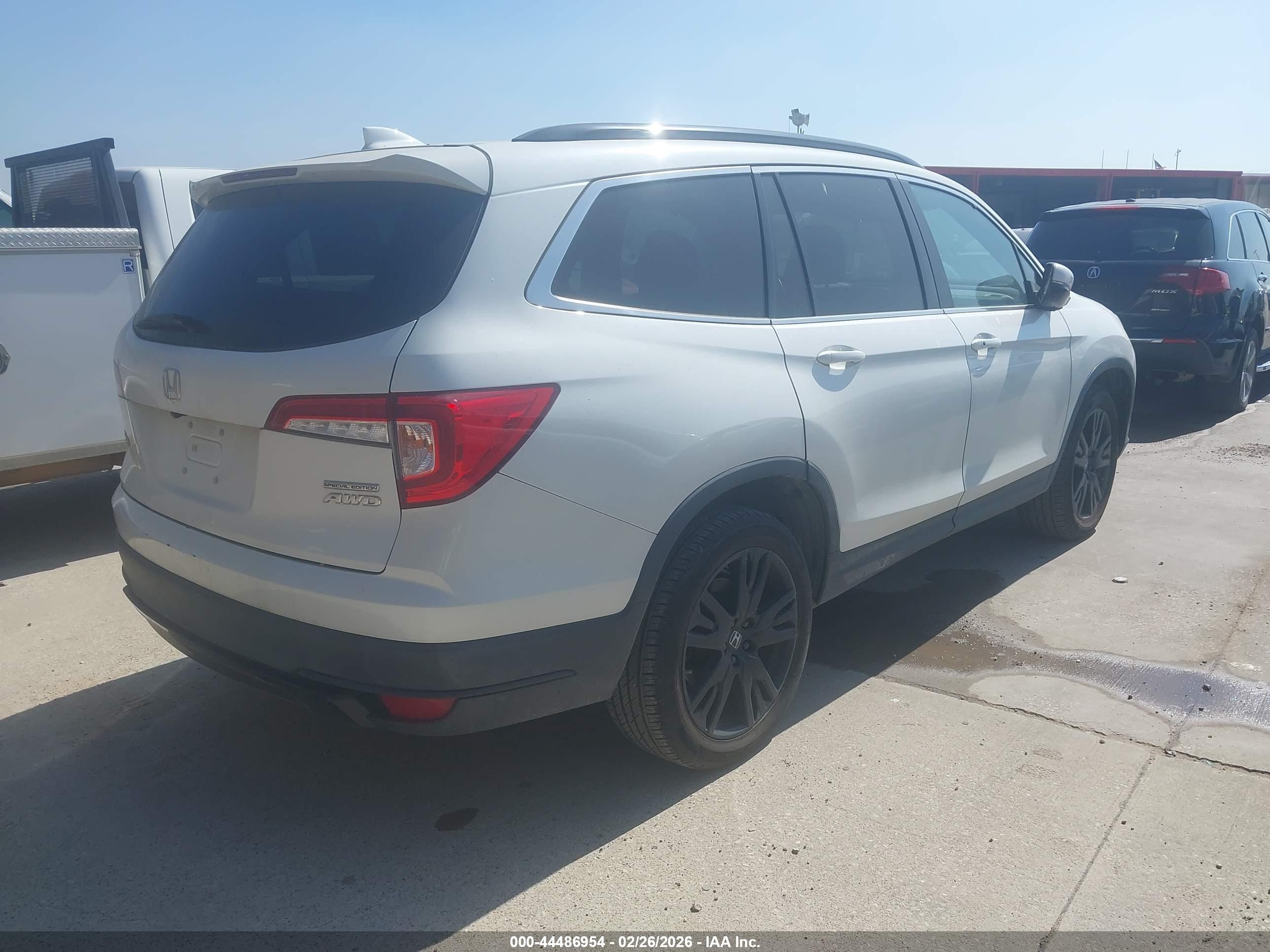 HONDA PILOT image 4