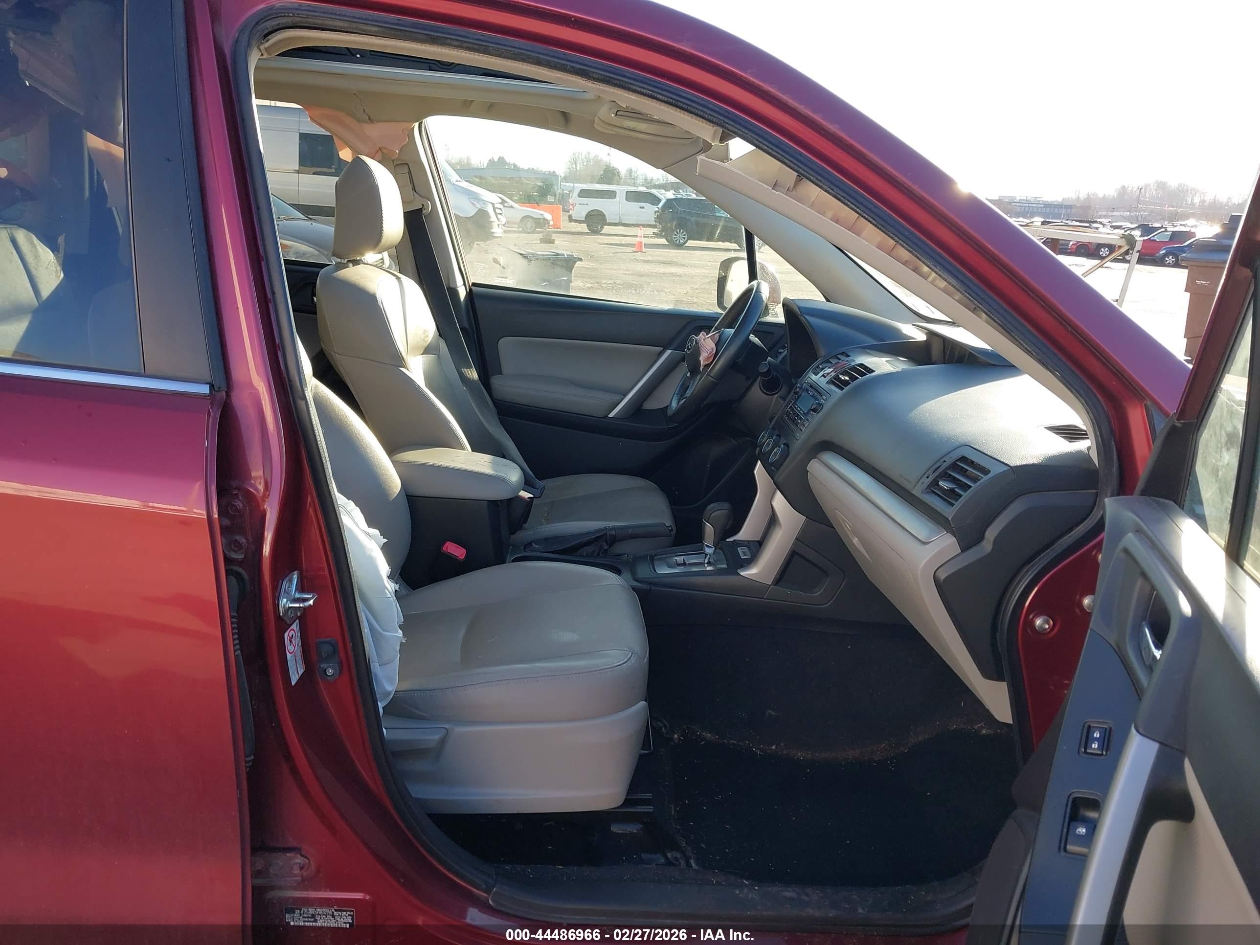 SUBARU FORESTER image 5