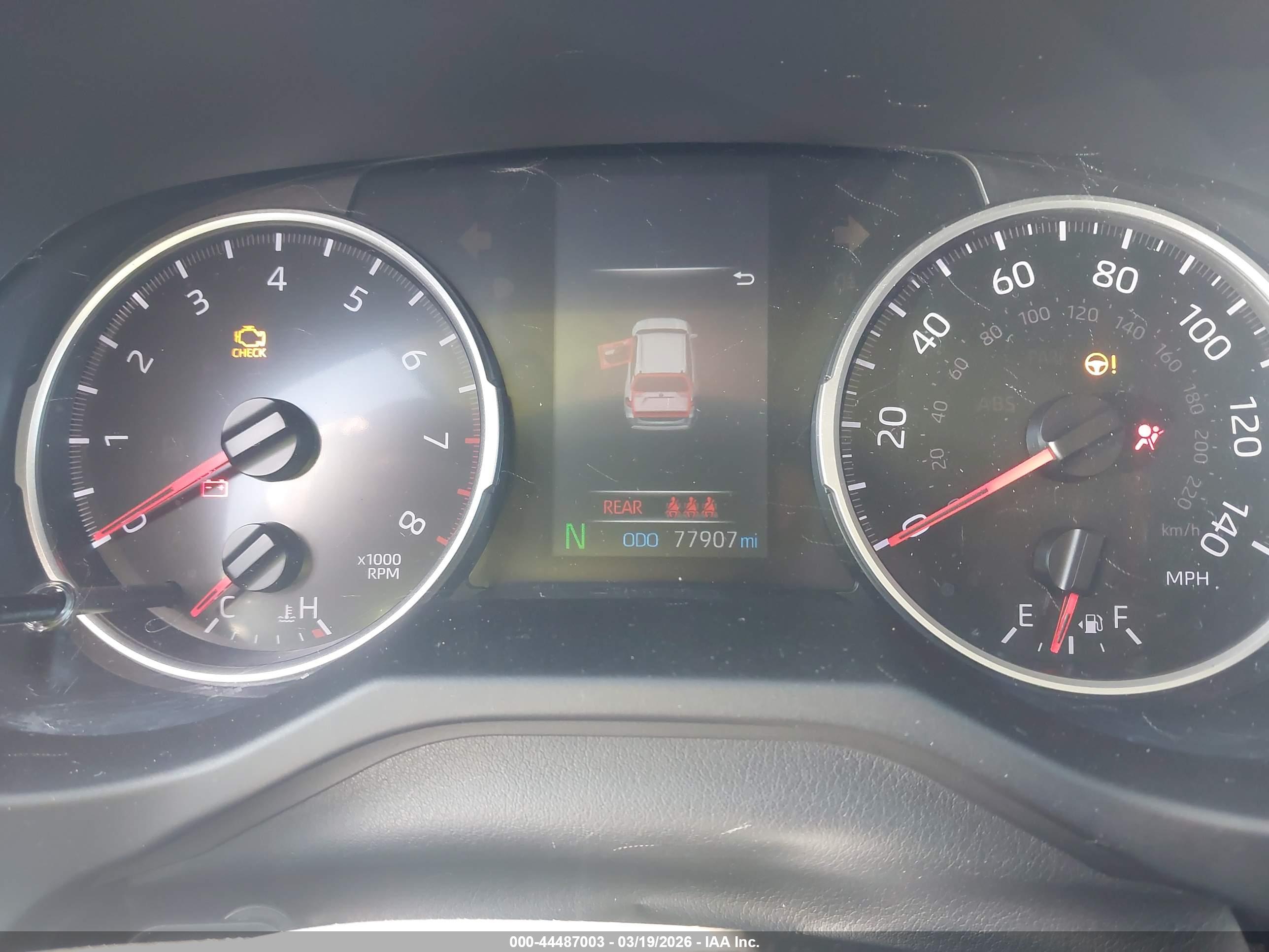 TOYOTA RAV4 image 7